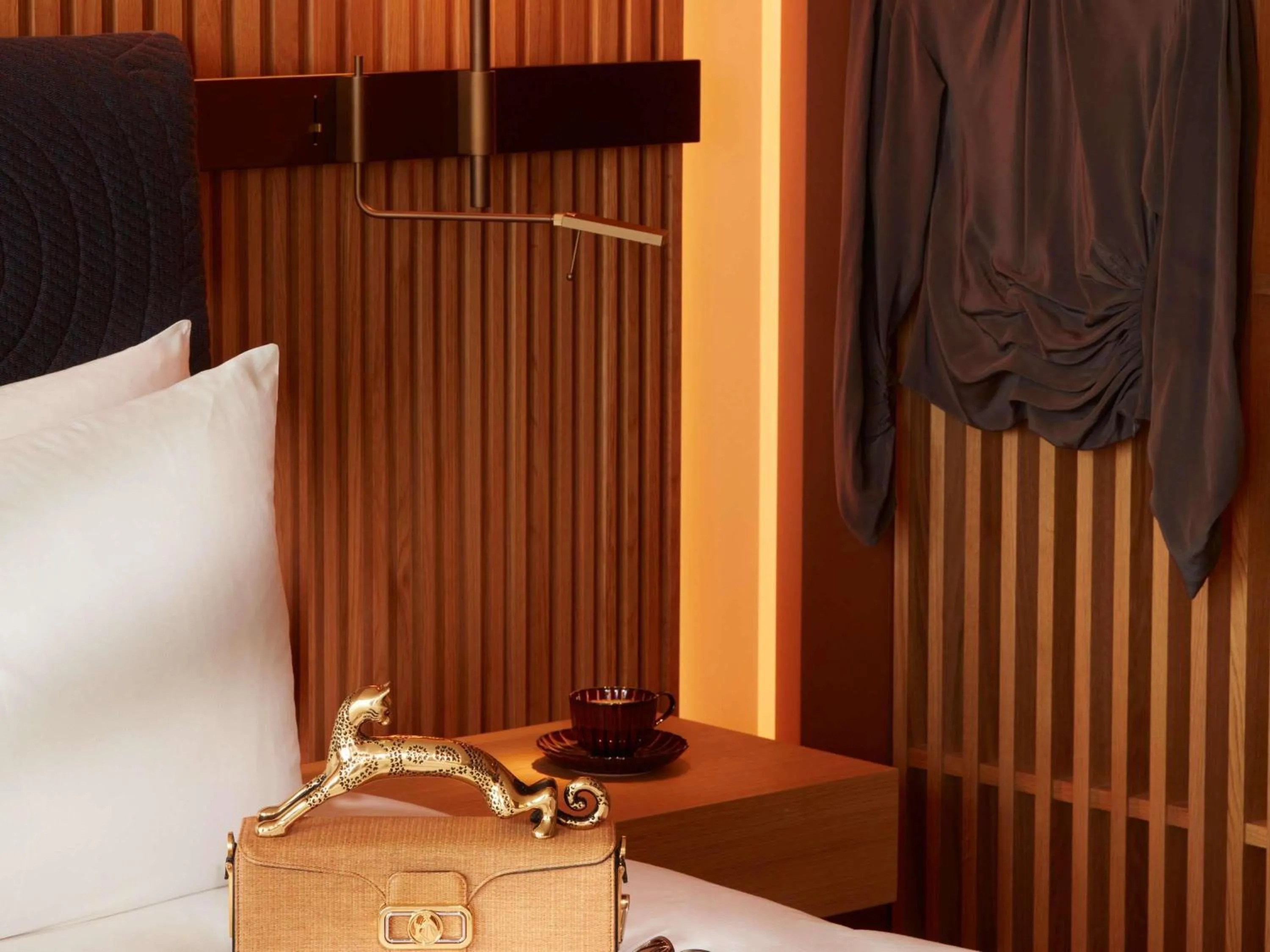 Bedroom, Bed in SO/ Paris Hotel