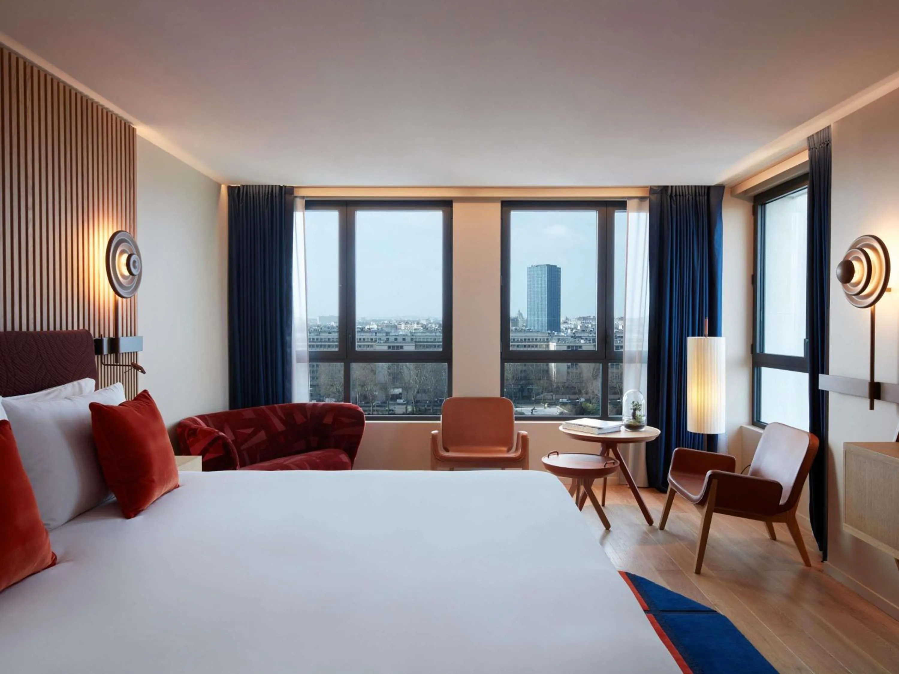 Bedroom, Bed in SO/ Paris Hotel