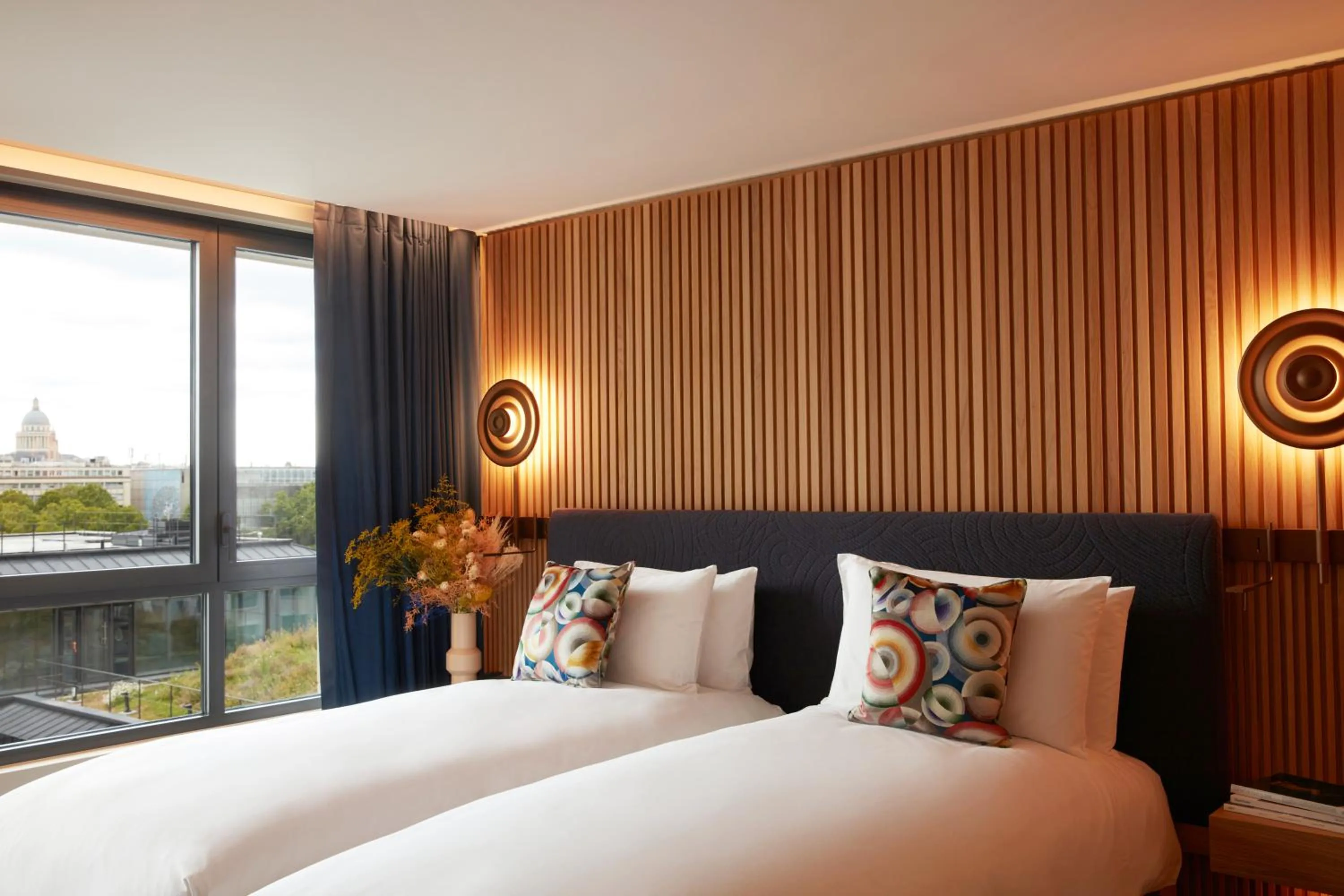 Bedroom, Bed in SO/ Paris Hotel