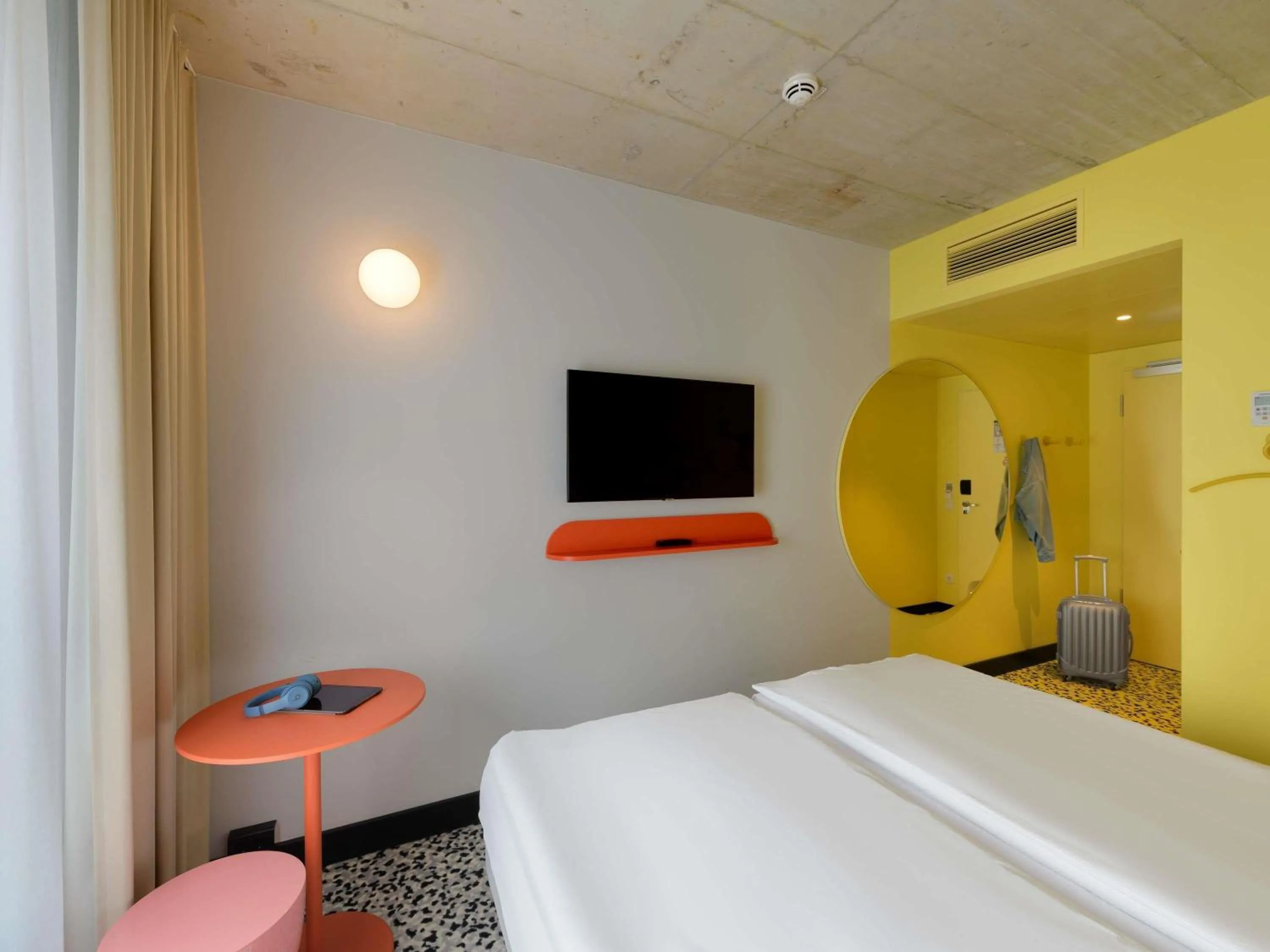 Bedroom, Bed in ibis budget Münster City