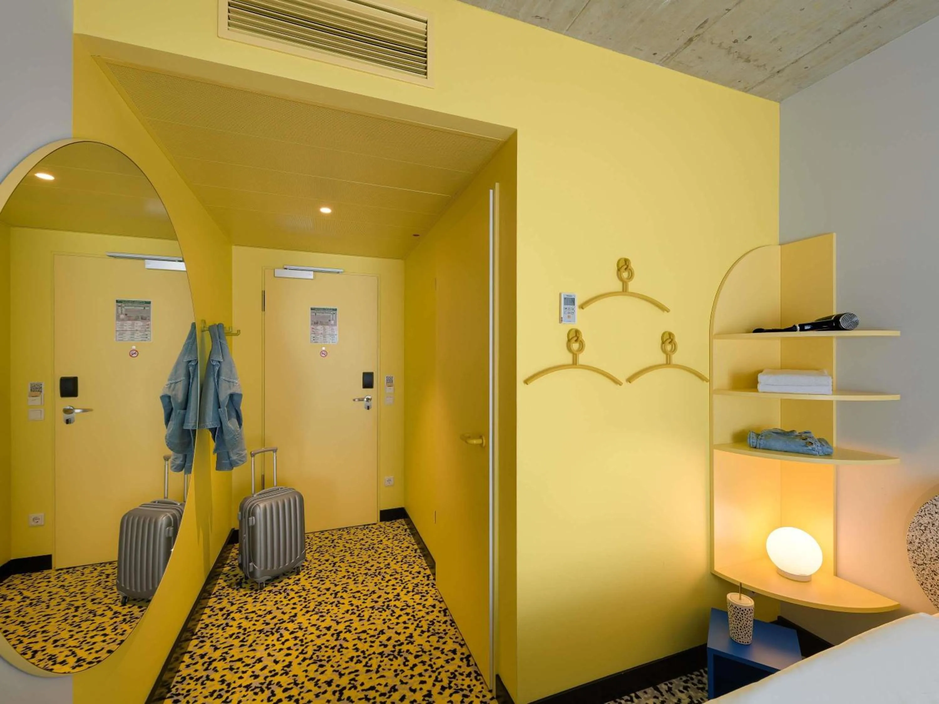 Bedroom in ibis budget Münster City