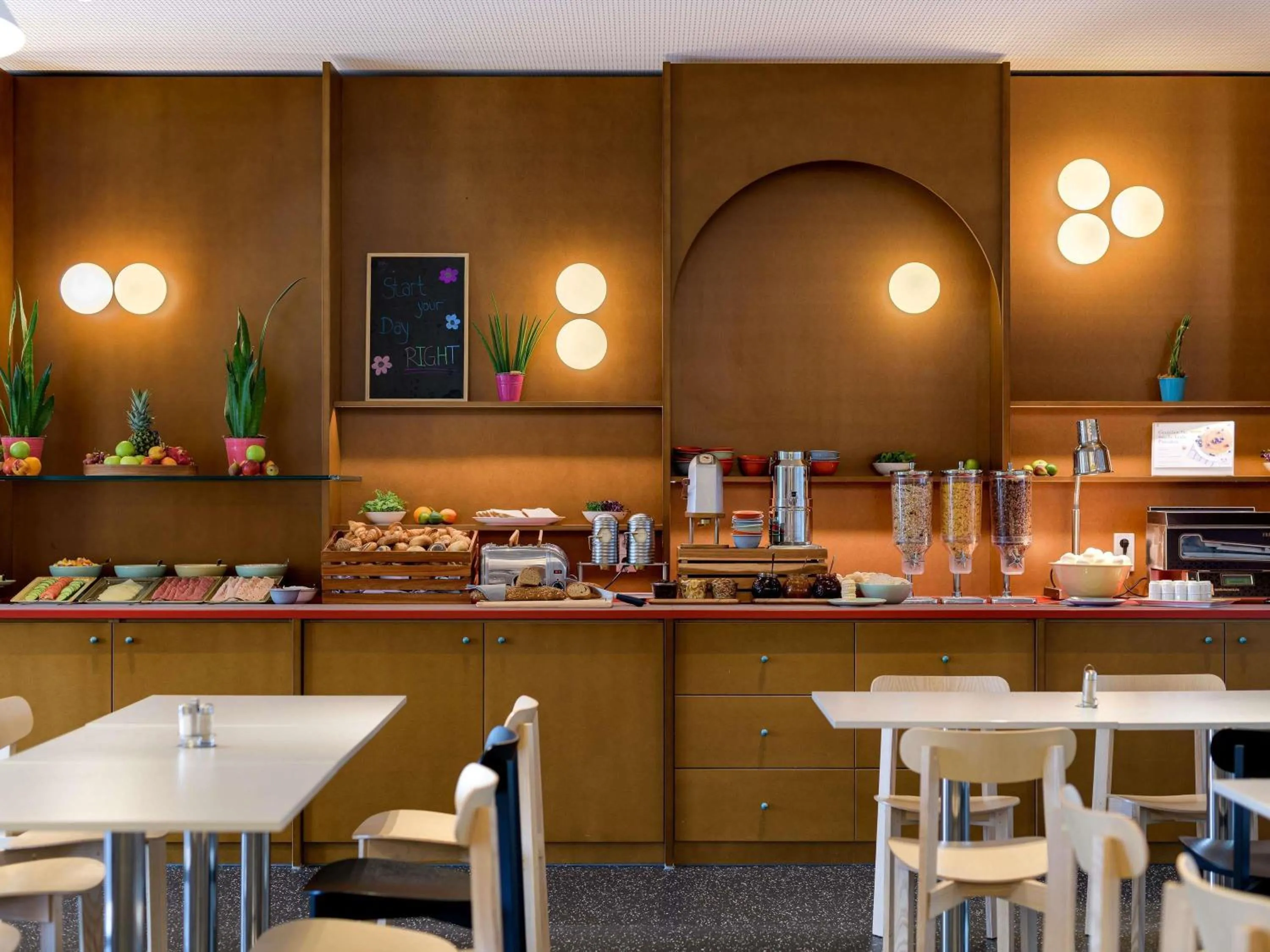 Breakfast in ibis budget Münster City