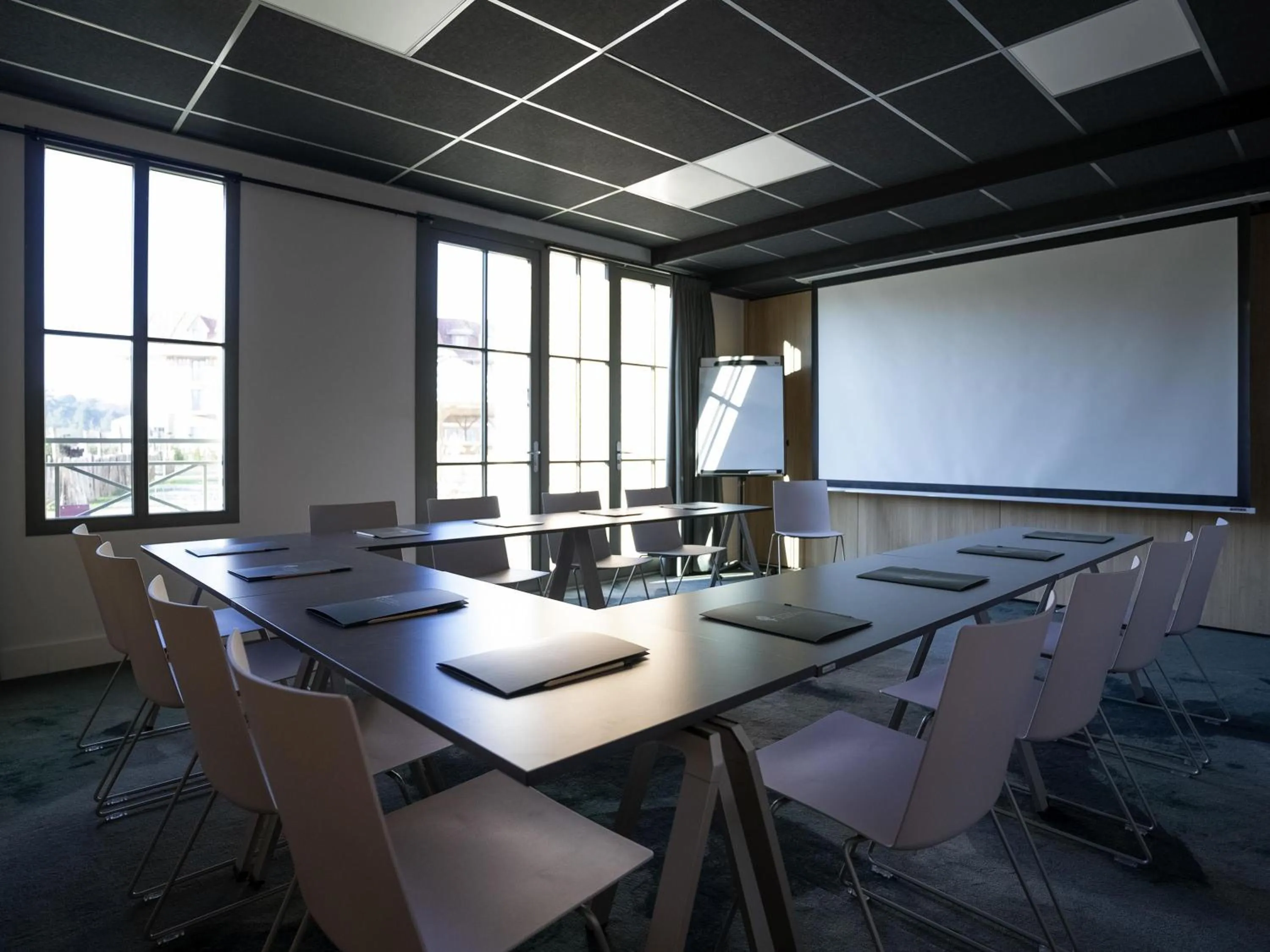 Meeting/conference room in Ibis Styles Le Touquet