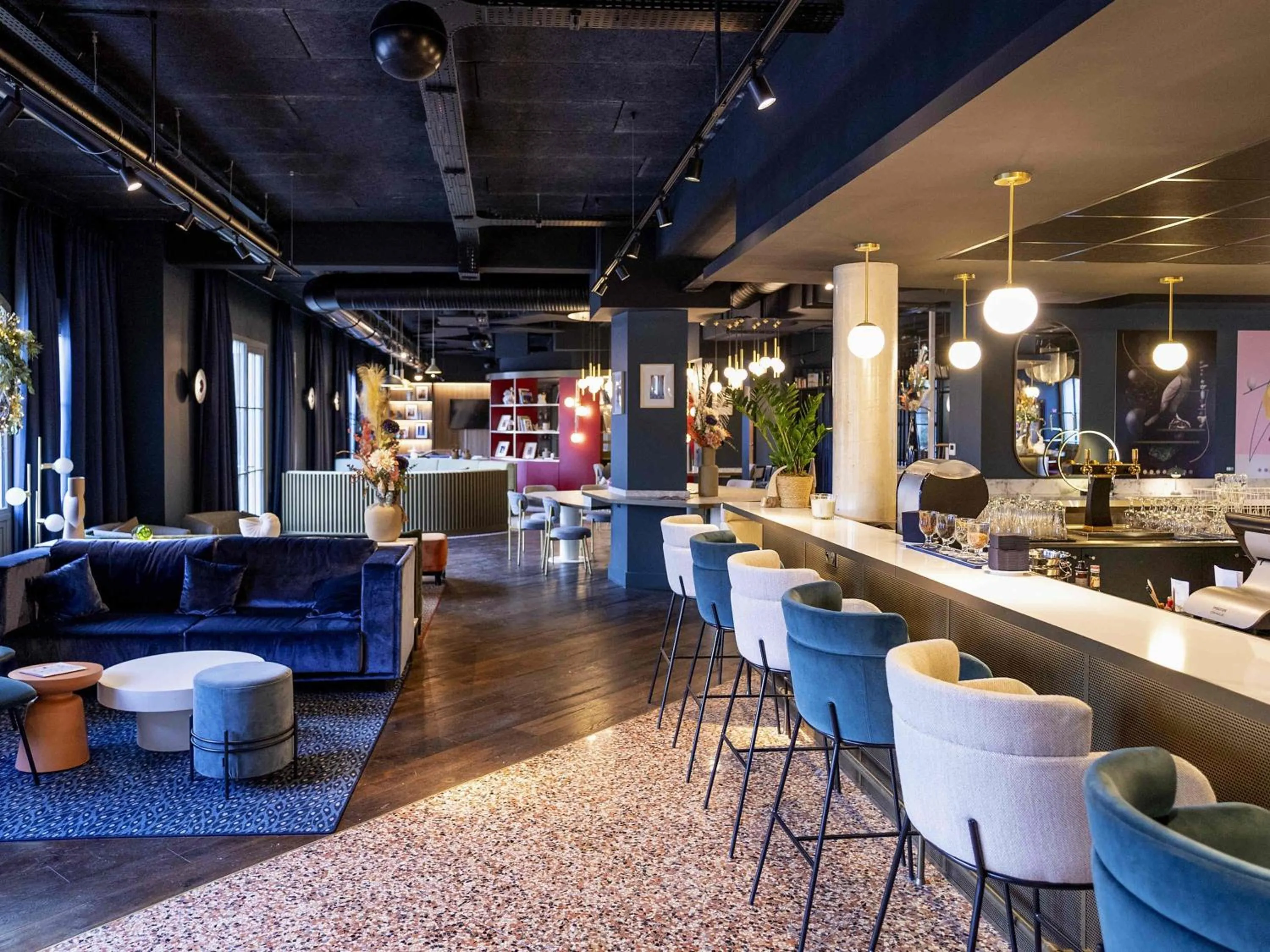 Lounge or bar in Ibis Styles Le Touquet