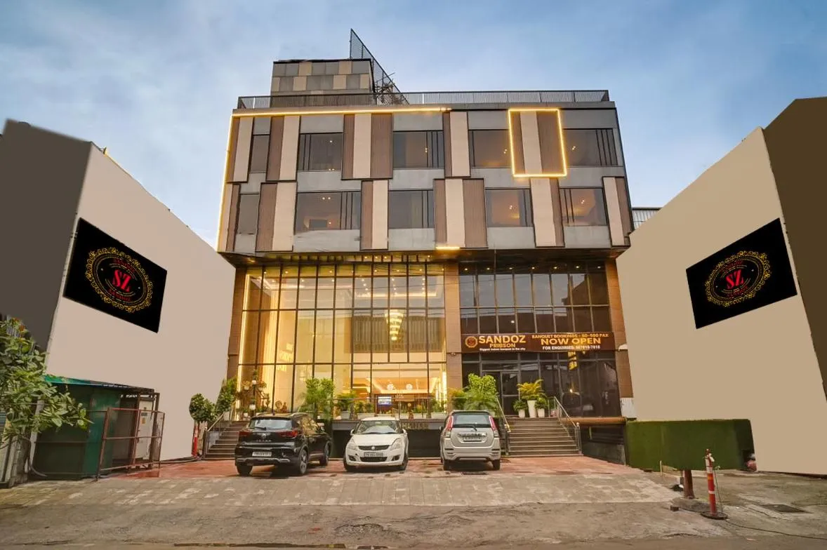 Property building in SANDOZ Pribson Hotel near Golden Temple