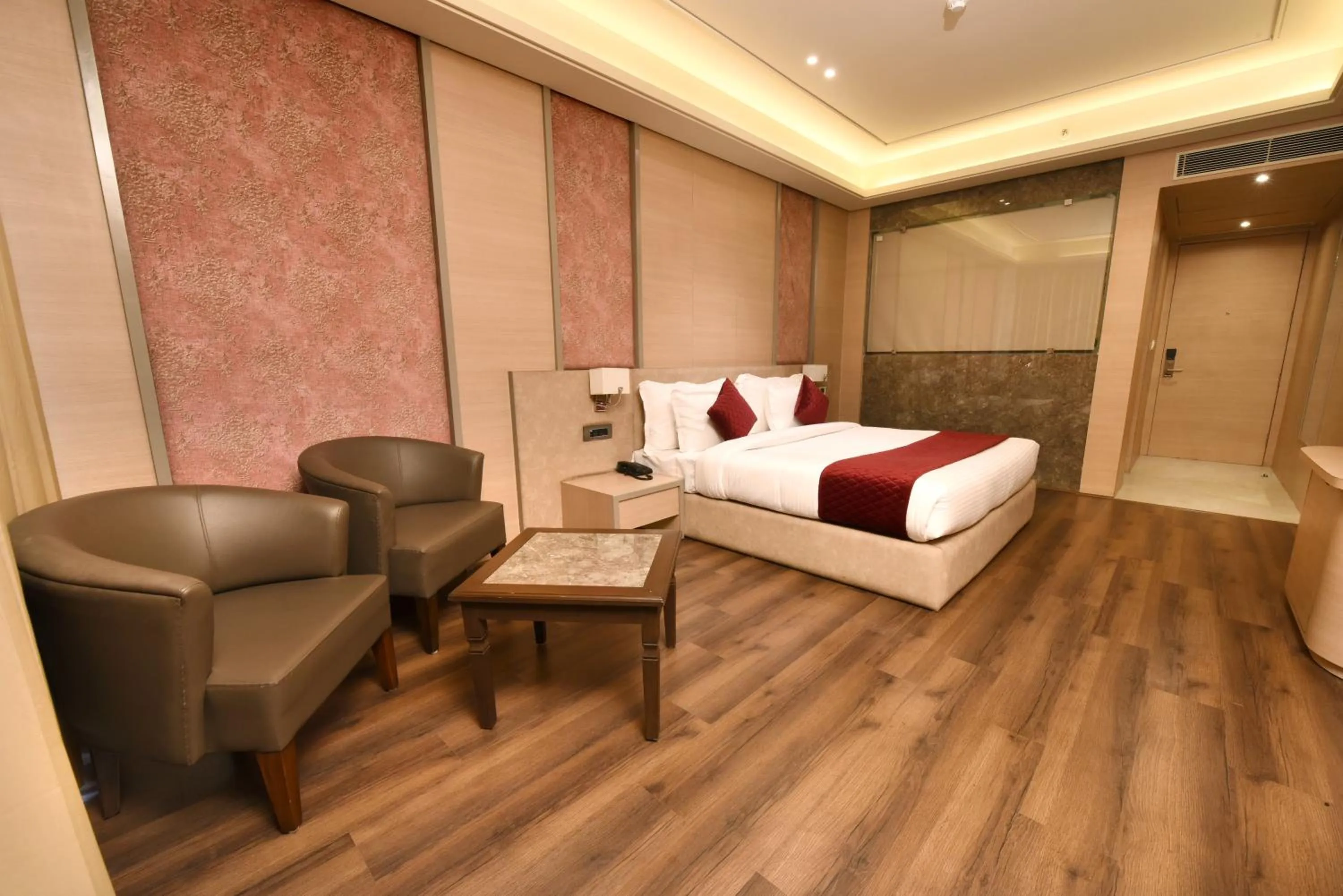 Suite in SANDOZ Pribson Hotel near Golden Temple