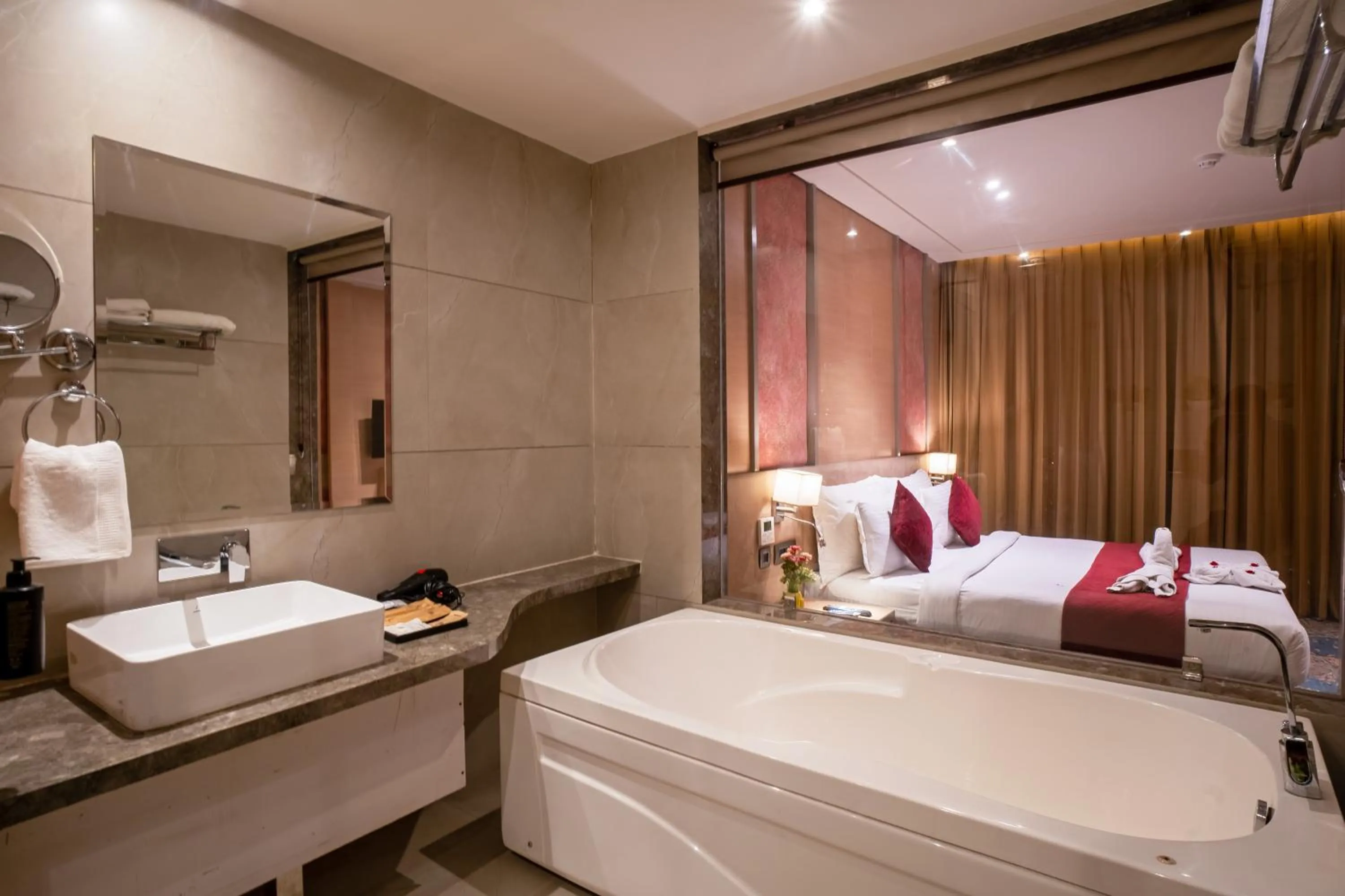 Bedroom, Bed in SANDOZ Pribson Hotel near Golden Temple