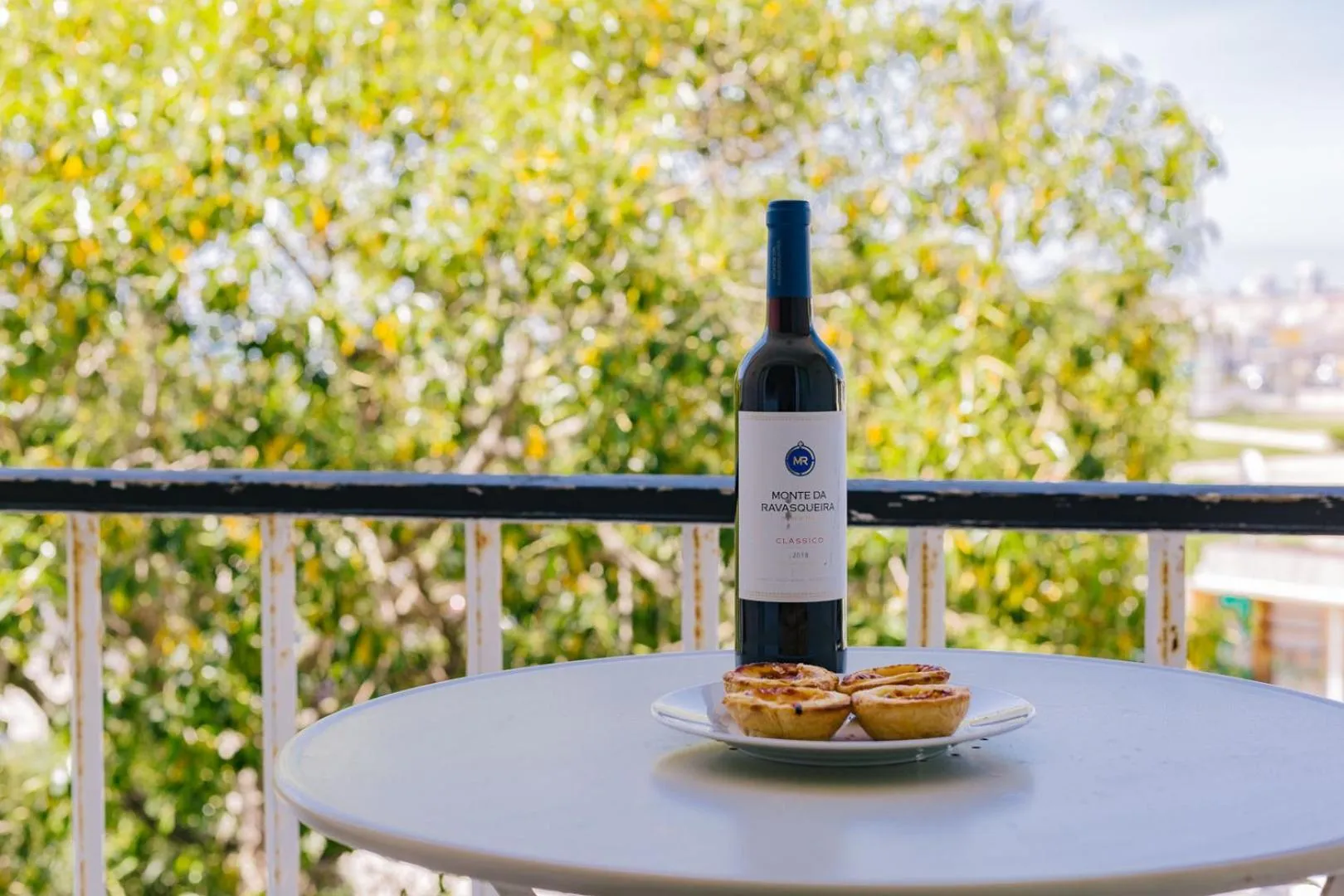 Balcony/Terrace in Rent4Rest Estoril Beachfront Apartments