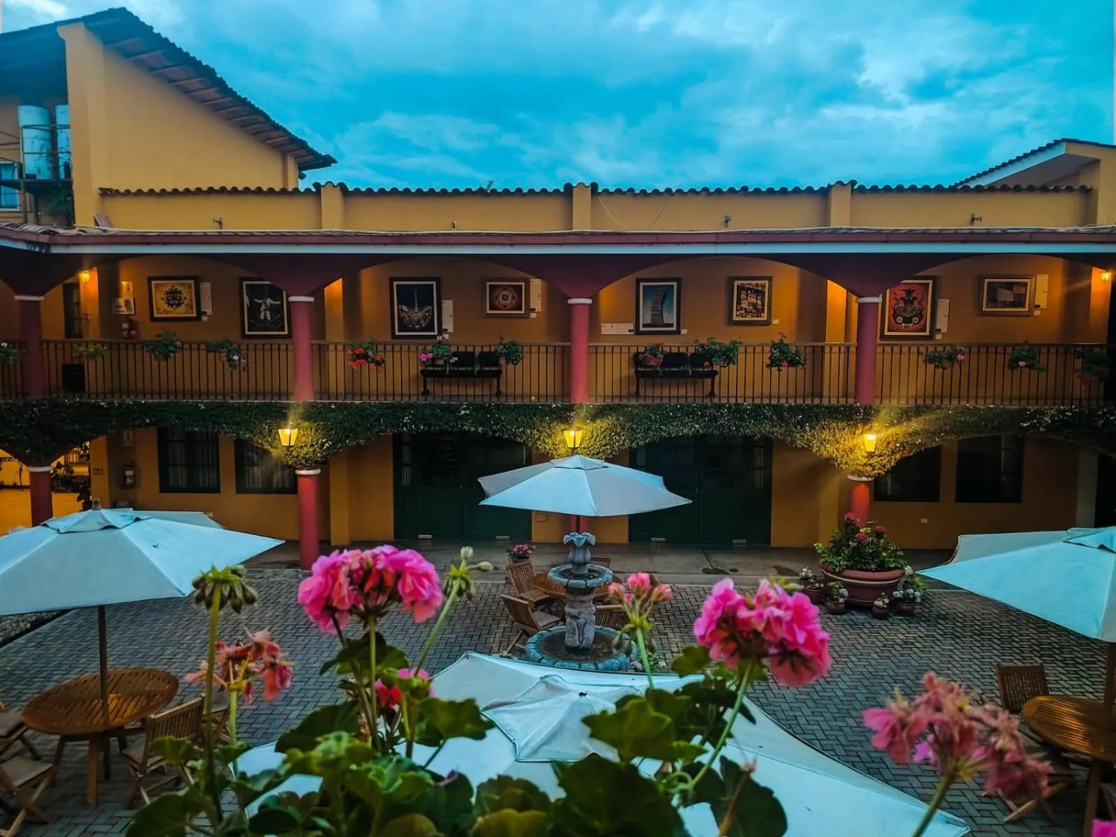 Patio in Hotel Tartar