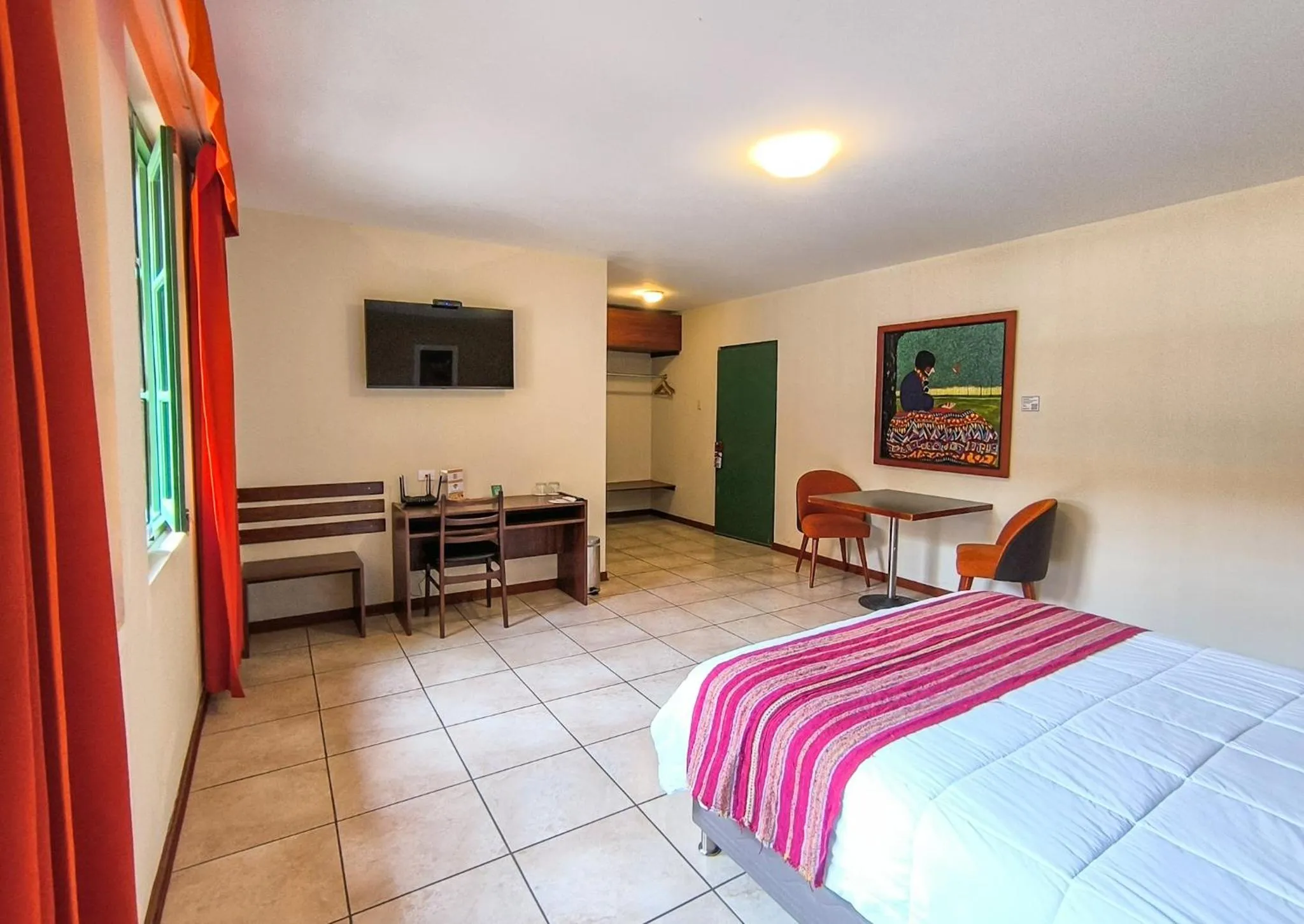 Family, Bed in Hotel Tartar