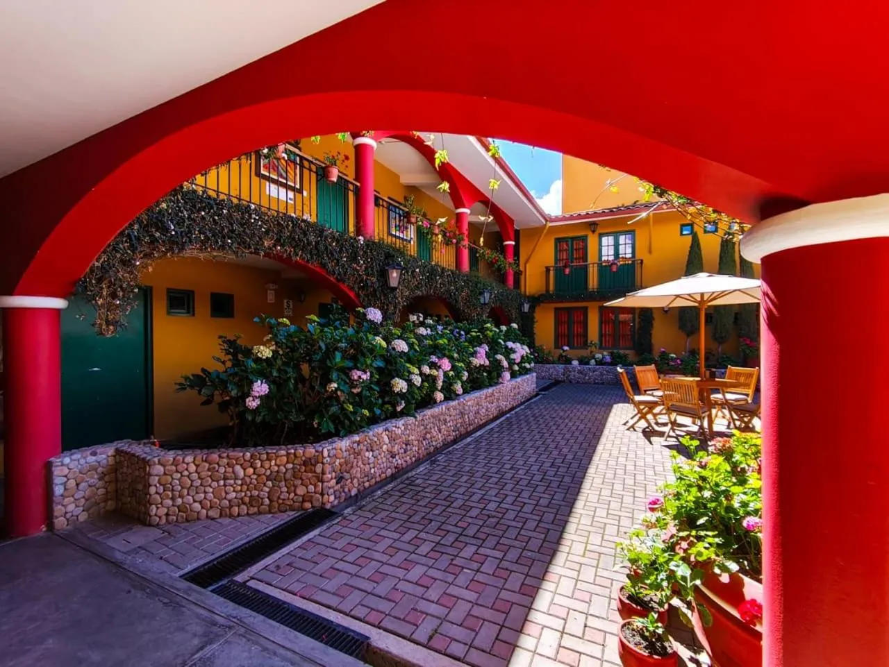 Patio in Hotel Tartar