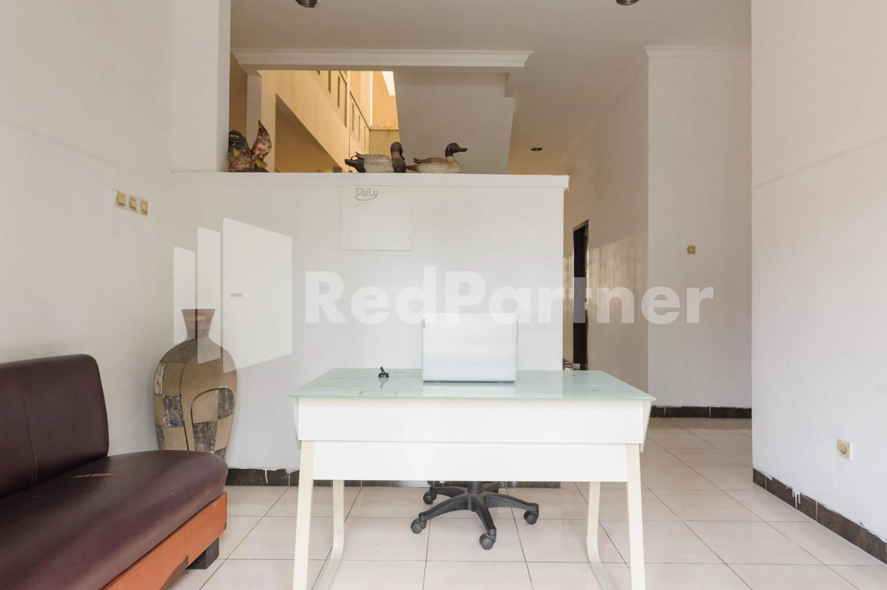 Lobby or reception in Karawaci Taman Permata Tiga Mitra RedDoorz