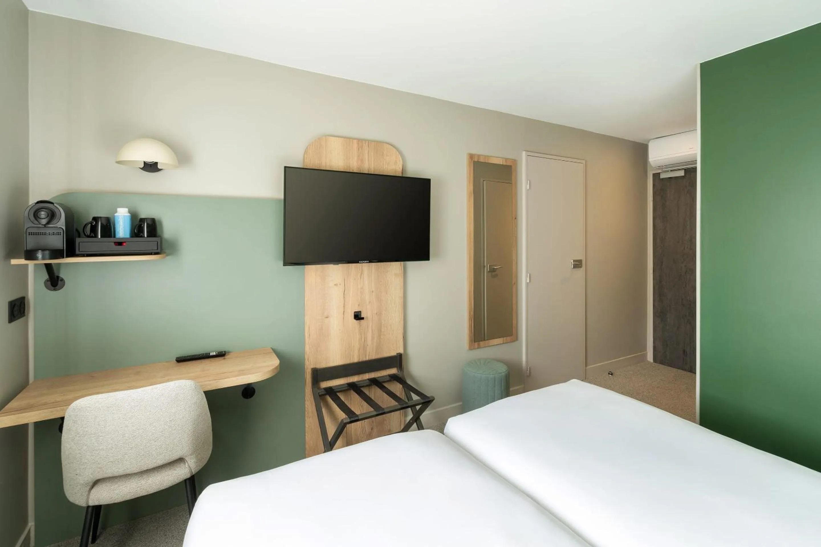 Bed in Sure Hotel by Best Western Tours Sud