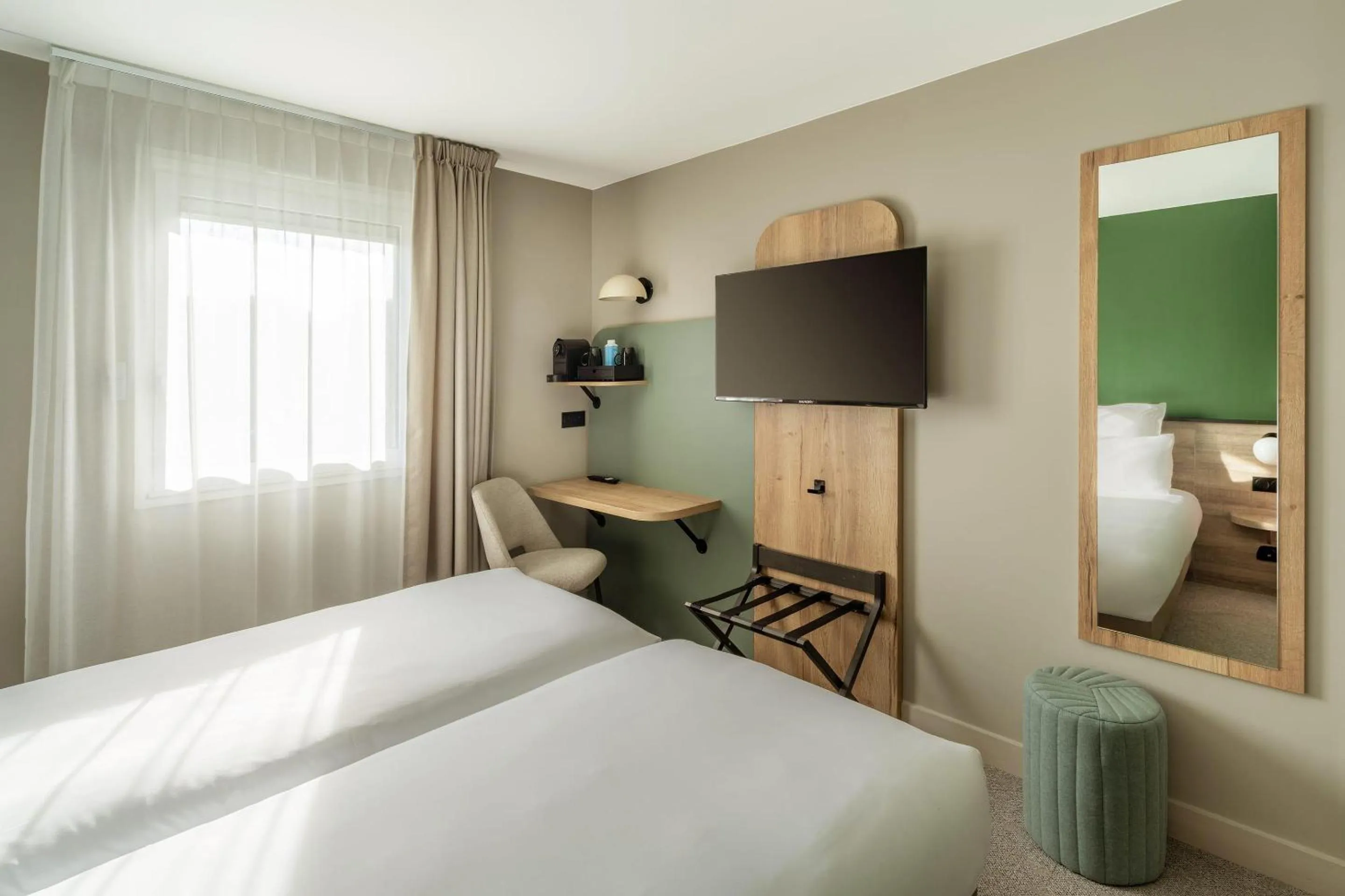 Bed in Sure Hotel by Best Western Tours Sud