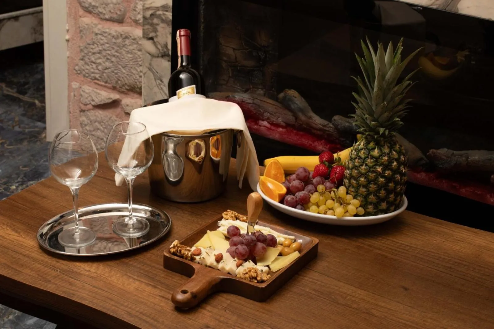 Food and drinks in REN PLUS SUITES