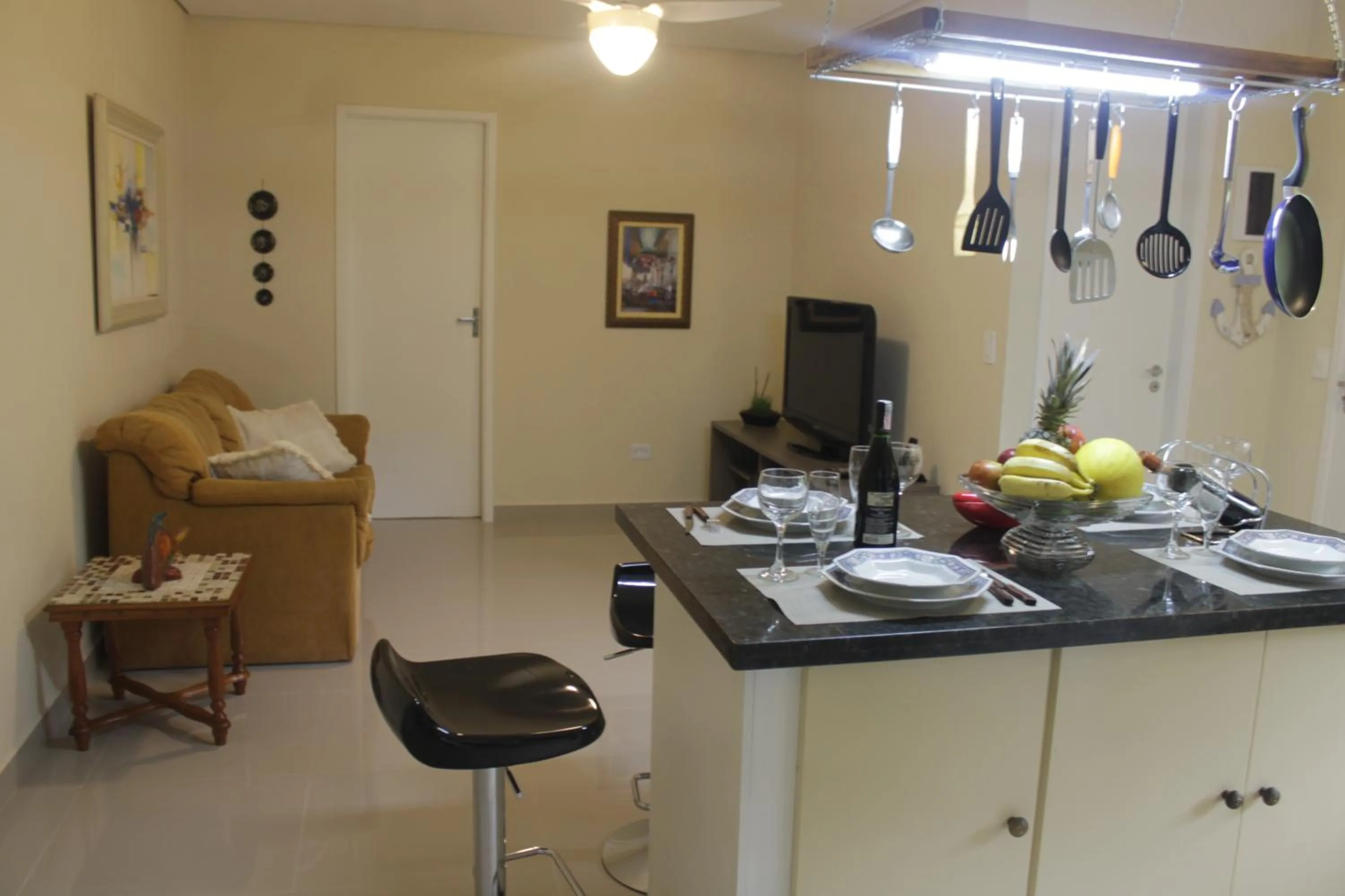 Living room in Pousada Porto Paraiso, o seu Paraíso Escondido no Guarujá