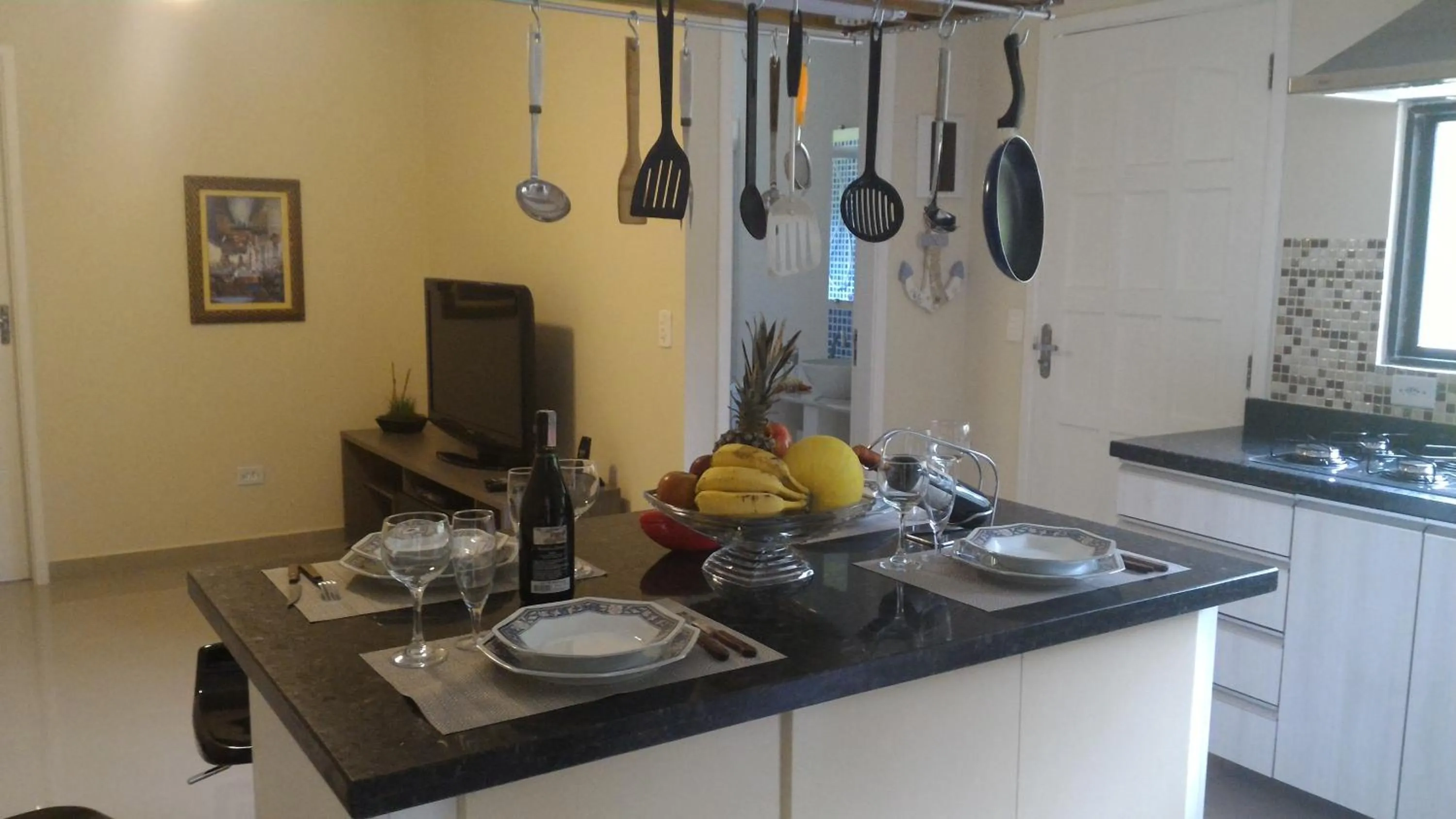 Kitchen or kitchenette in Pousada Porto Paraiso, o seu Paraíso Escondido no Guarujá