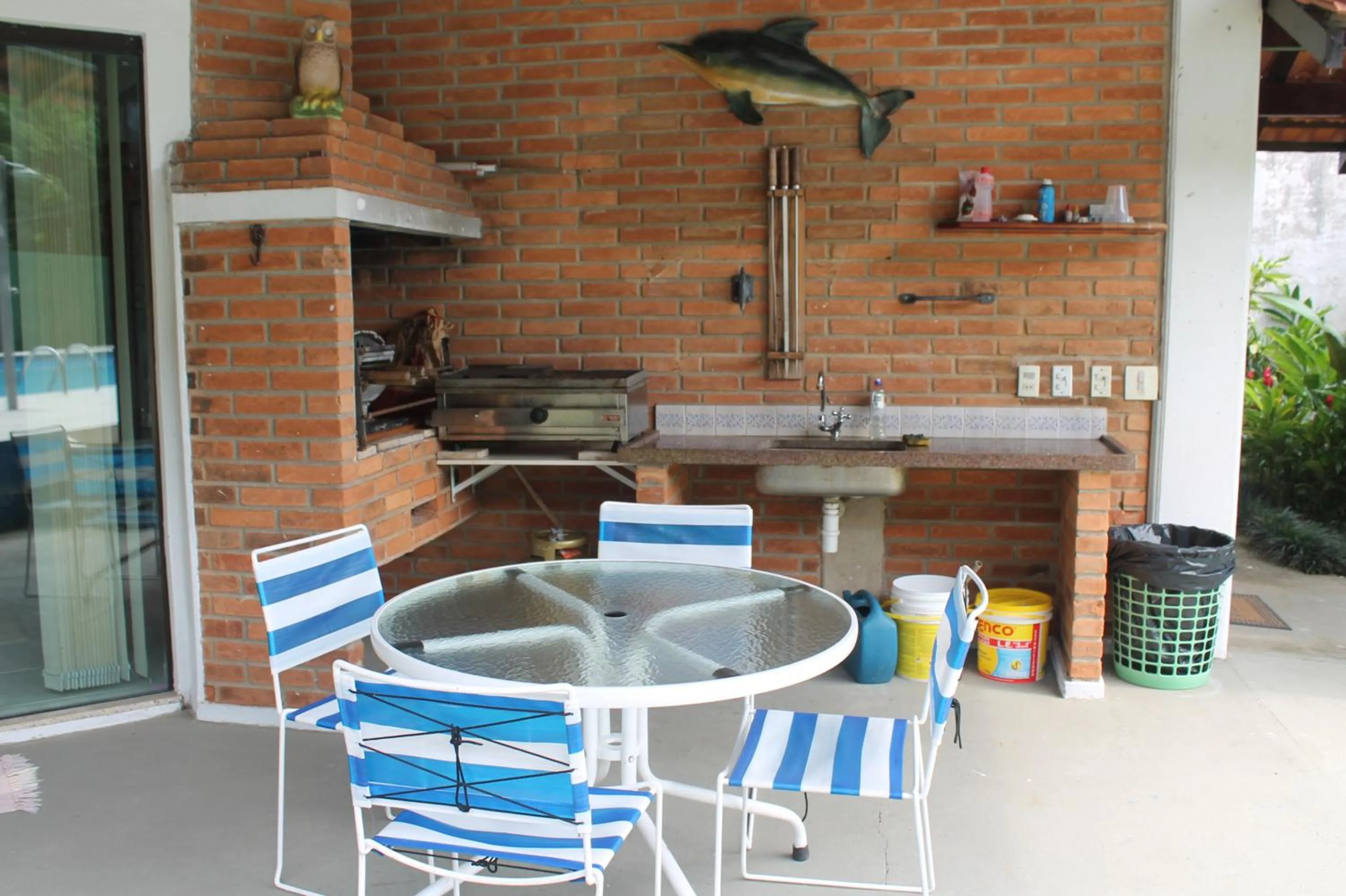 BBQ facilities in Pousada Porto Paraiso, o seu Paraíso Escondido no Guarujá