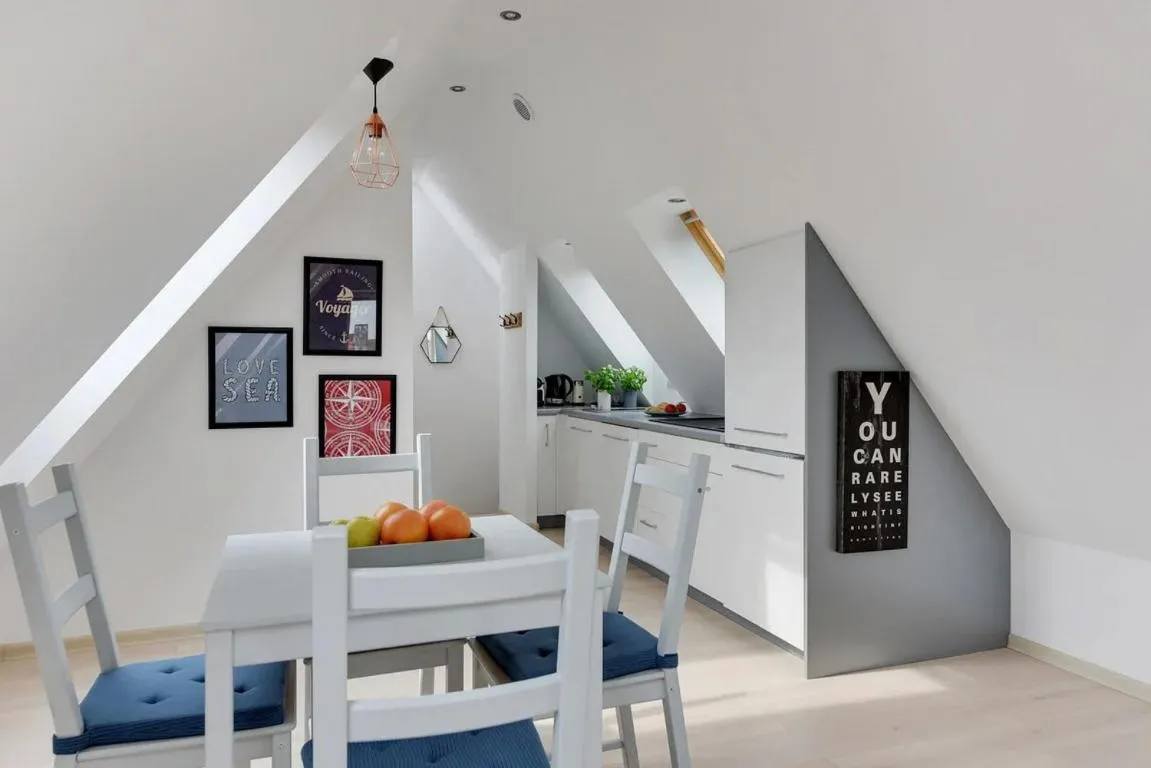 Dining area in Comfort Apartments Sopot