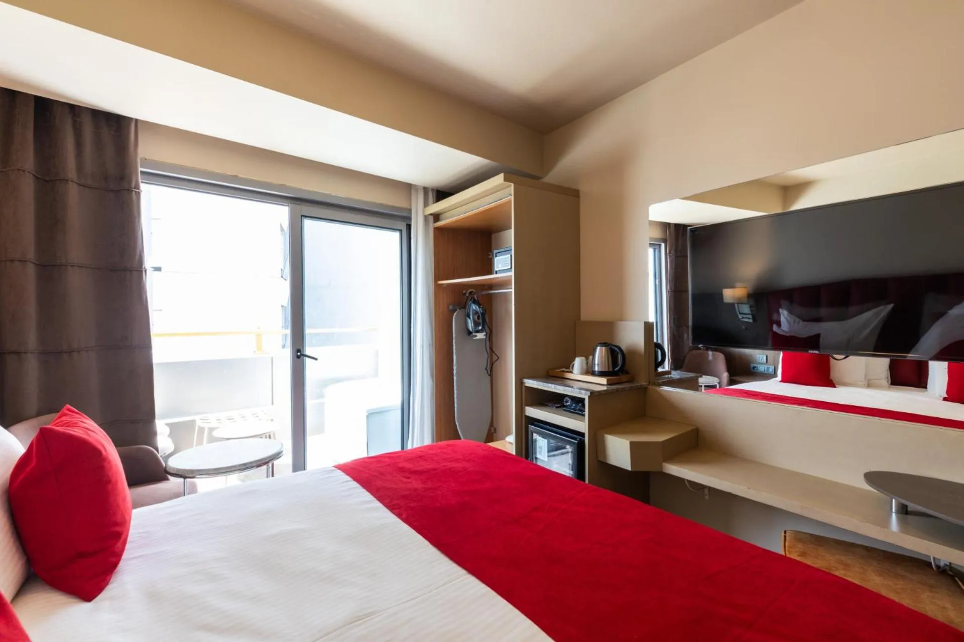 Photo of the whole room, Bed in Ramada By Wyndham Istanbul Pera Taksim