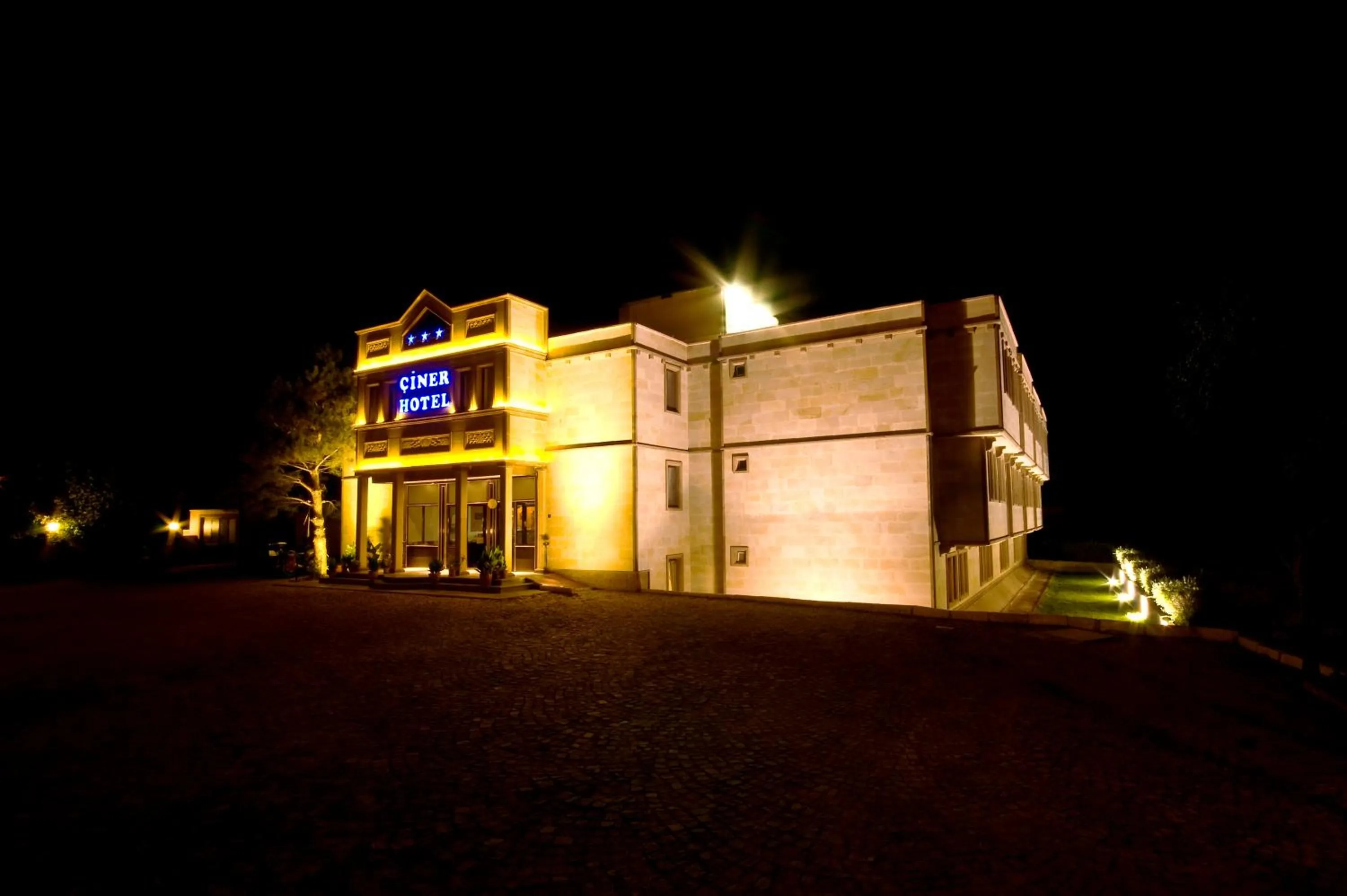 Facade/entrance in Ciner Hotel