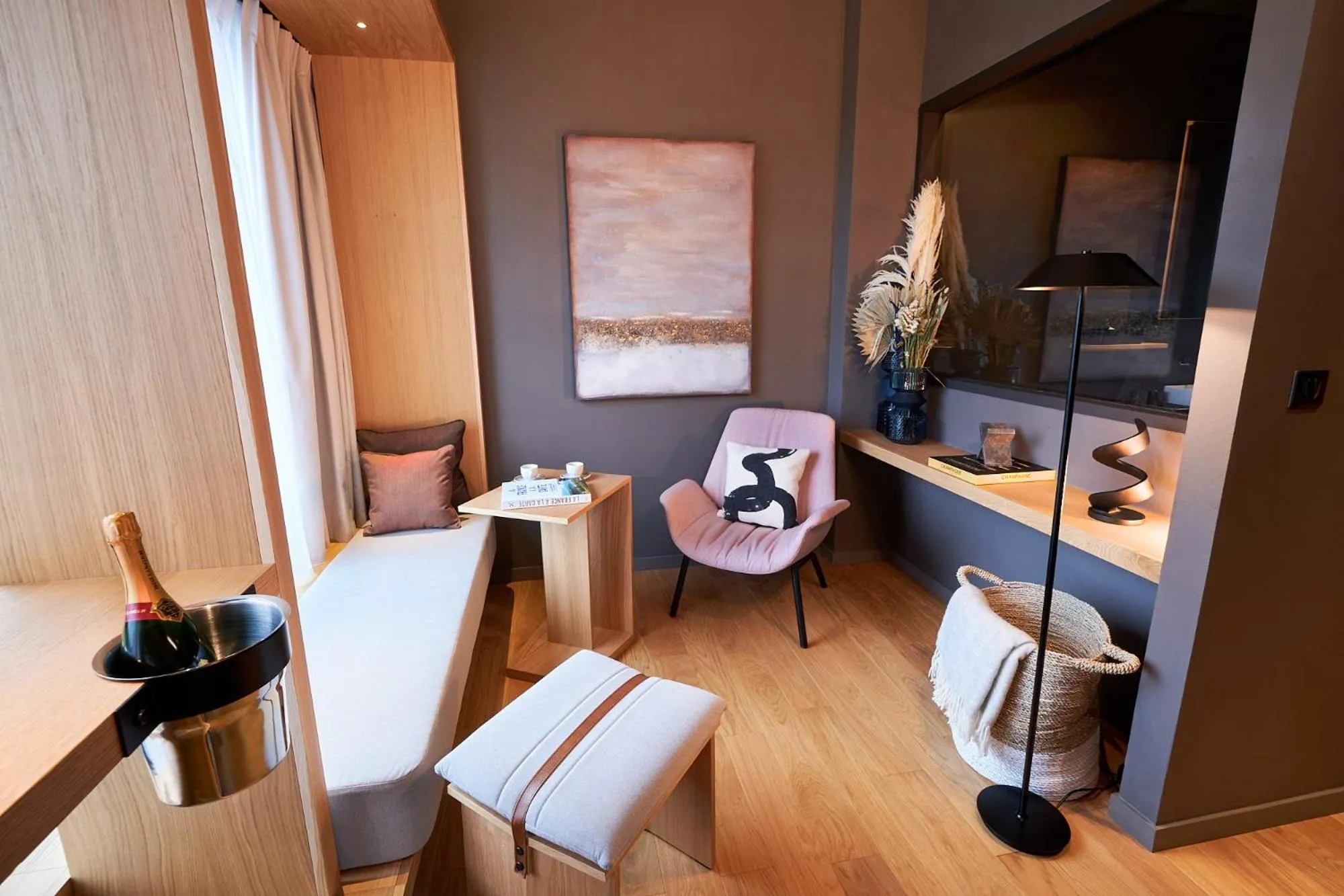 Living room, Bed in LOISIUM Wine & Spa Hotel Champagne