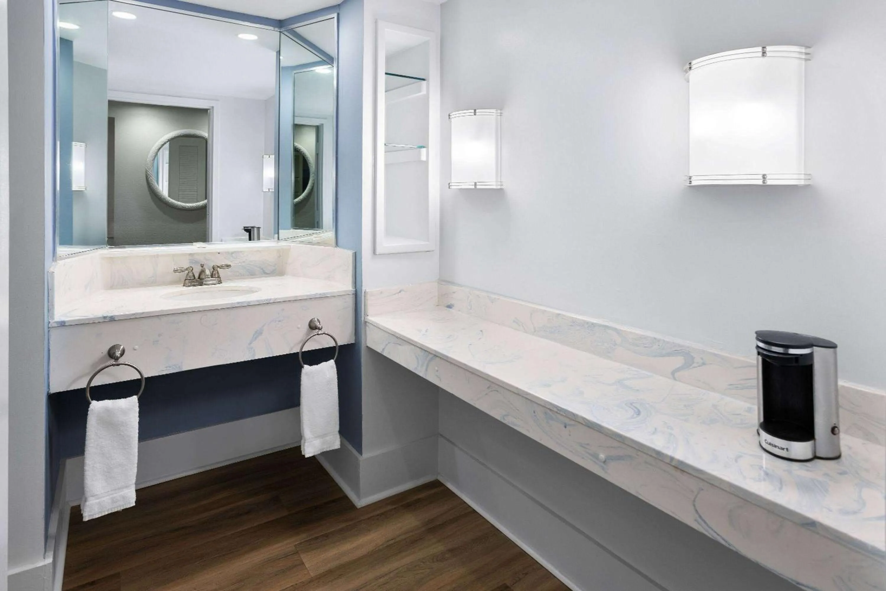 TV and multimedia in WaterView Casino & Hotel, Trademark Collection by Wyndham