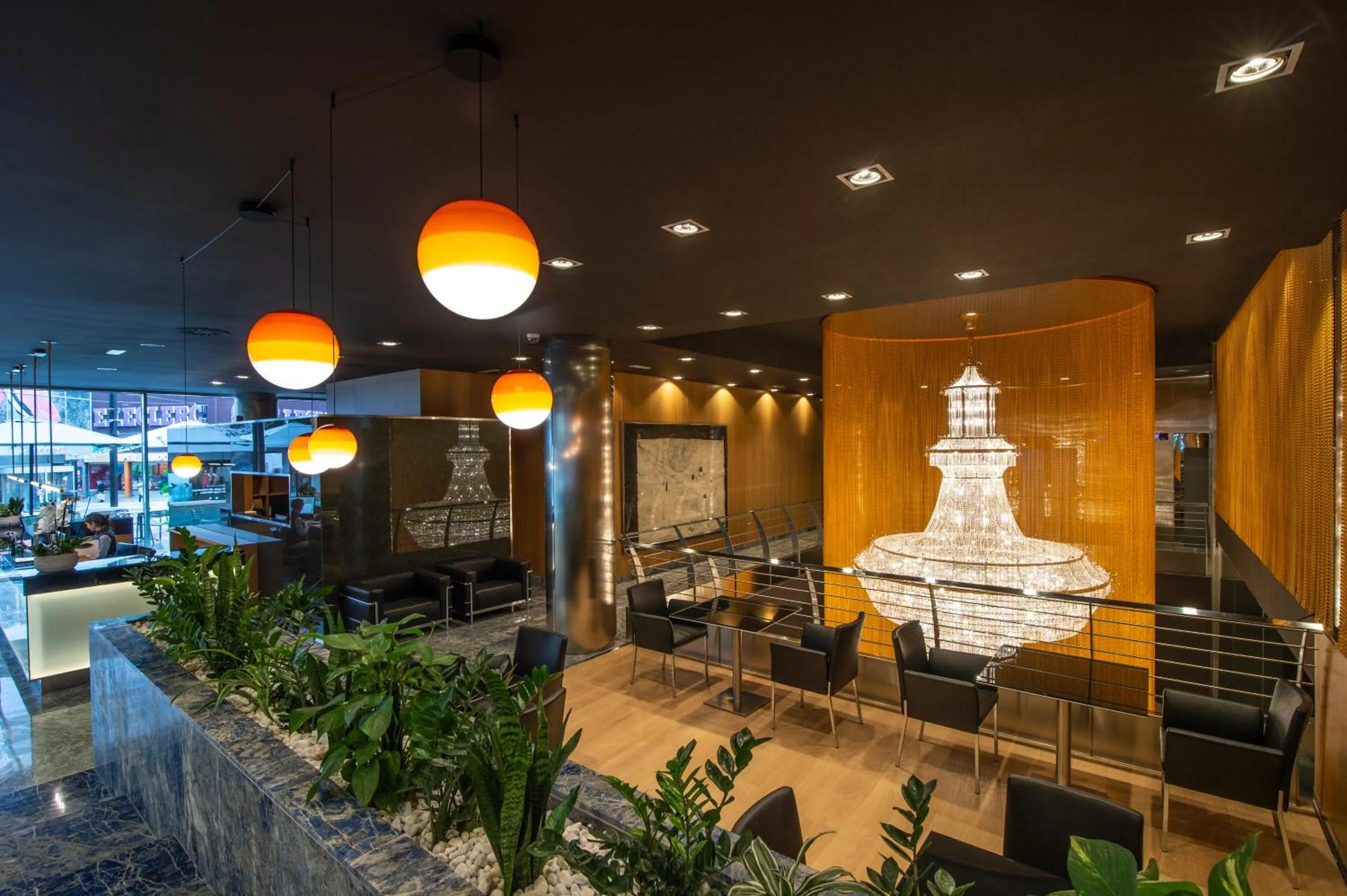 Restaurant/places to eat in Hotel Starc by Pierre & Vacances Premium