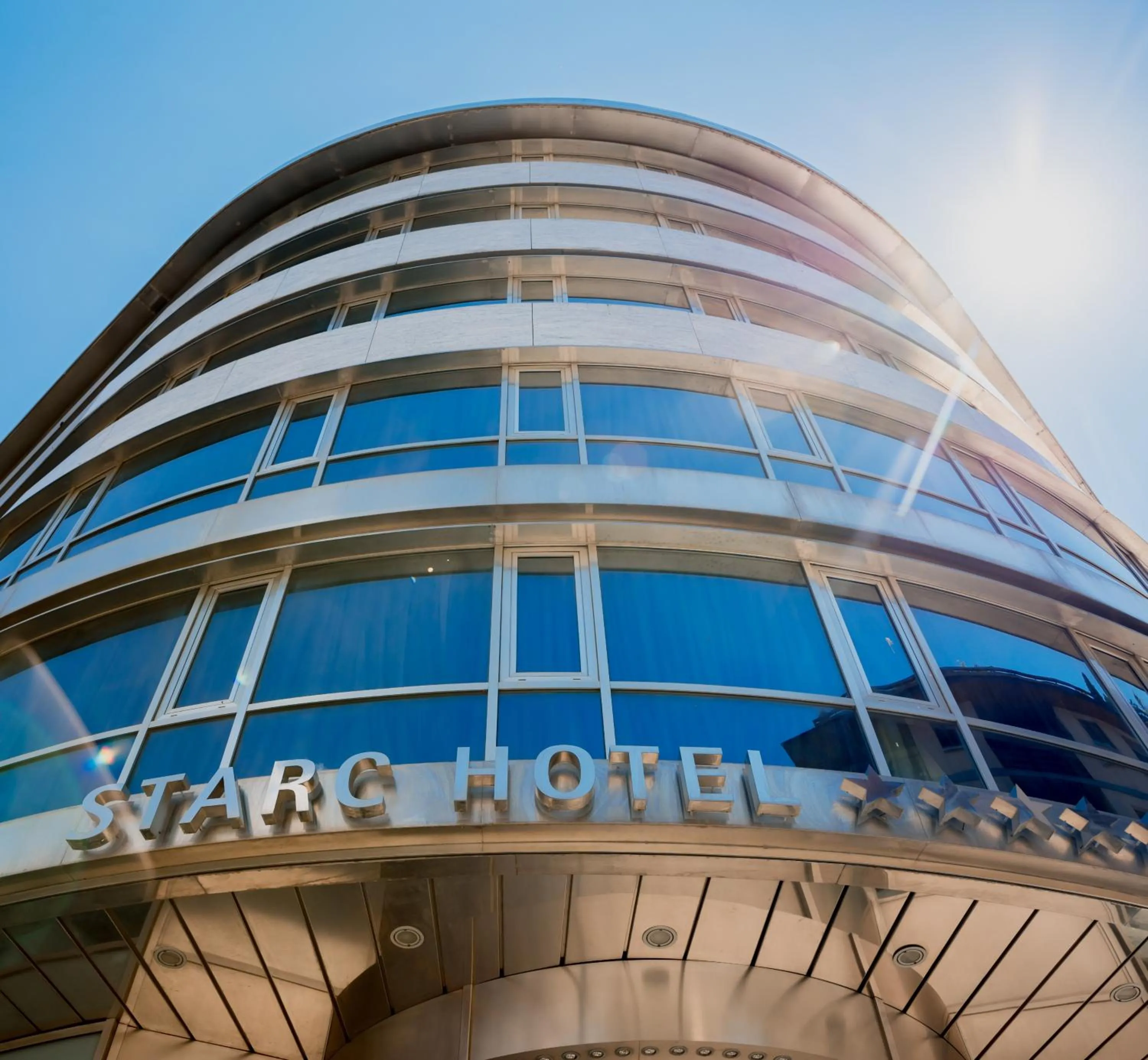 Facade/entrance in Hotel Starc by Pierre & Vacances Premium