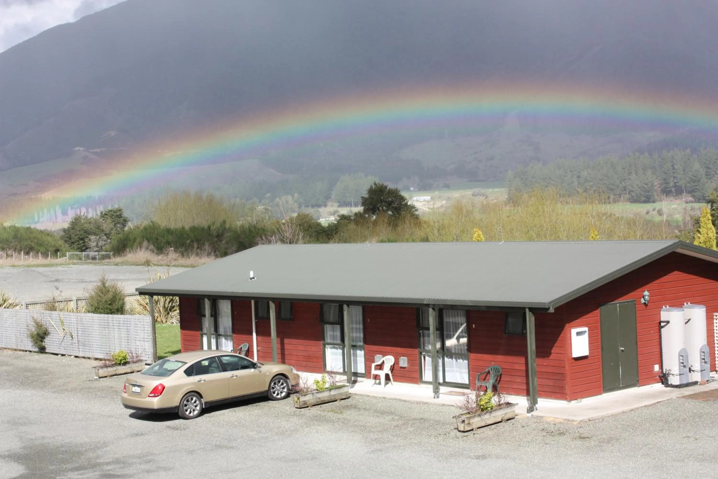 Natural landscape in Owen River Tavern & Motels