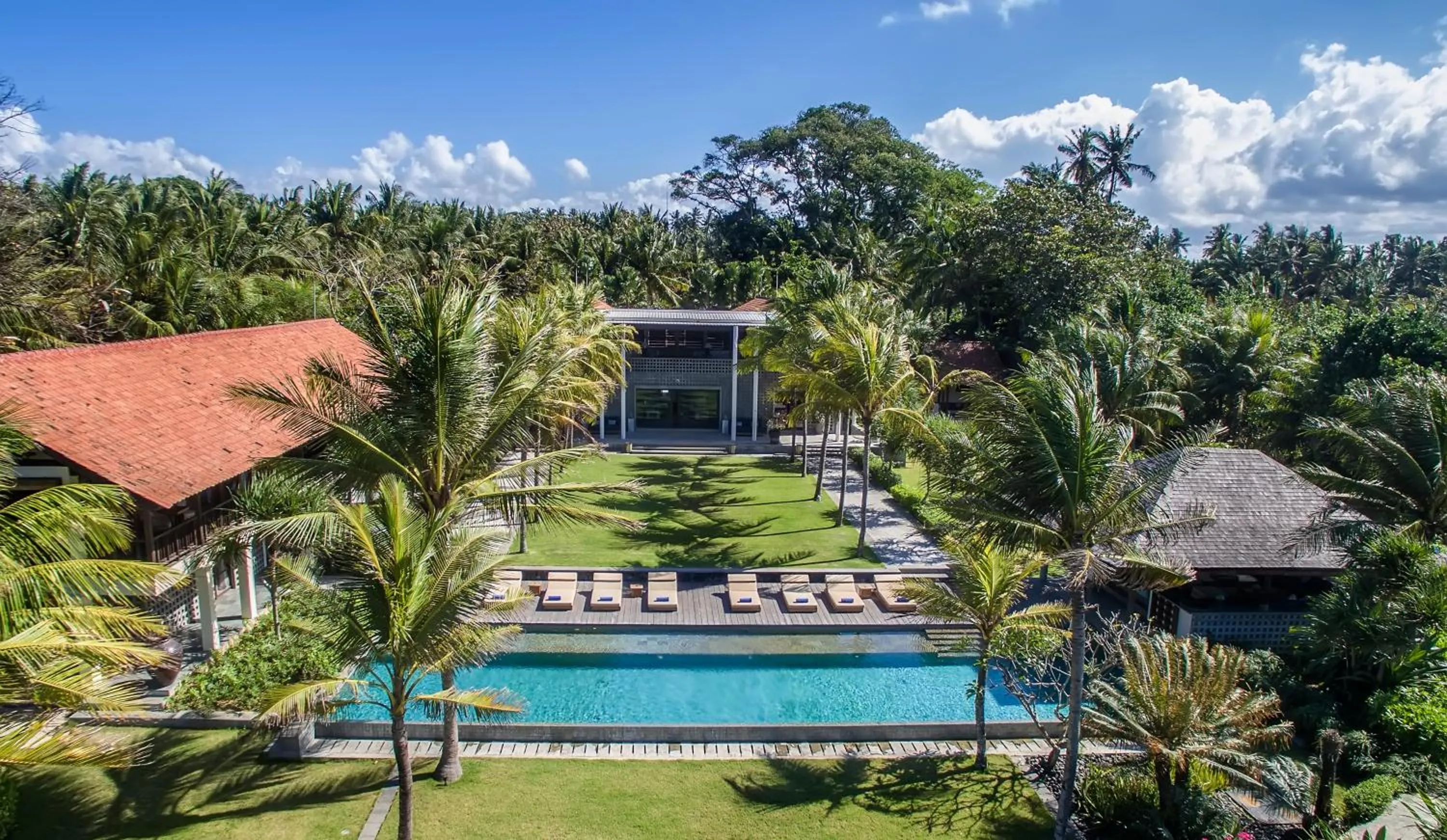 Bird's eye view in Jeeva Saba Bali