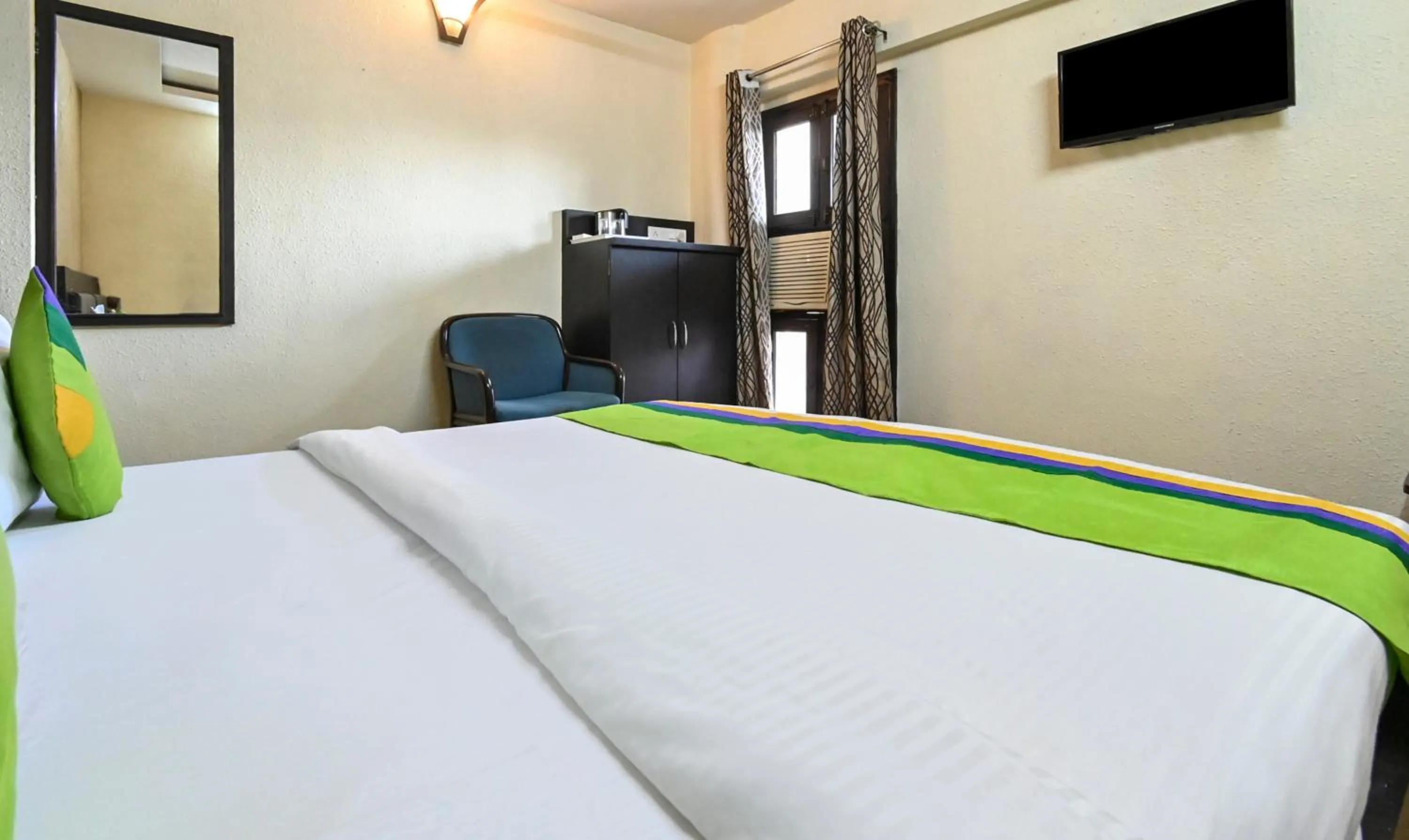 Bedroom, Bed in Treebo Siddharth