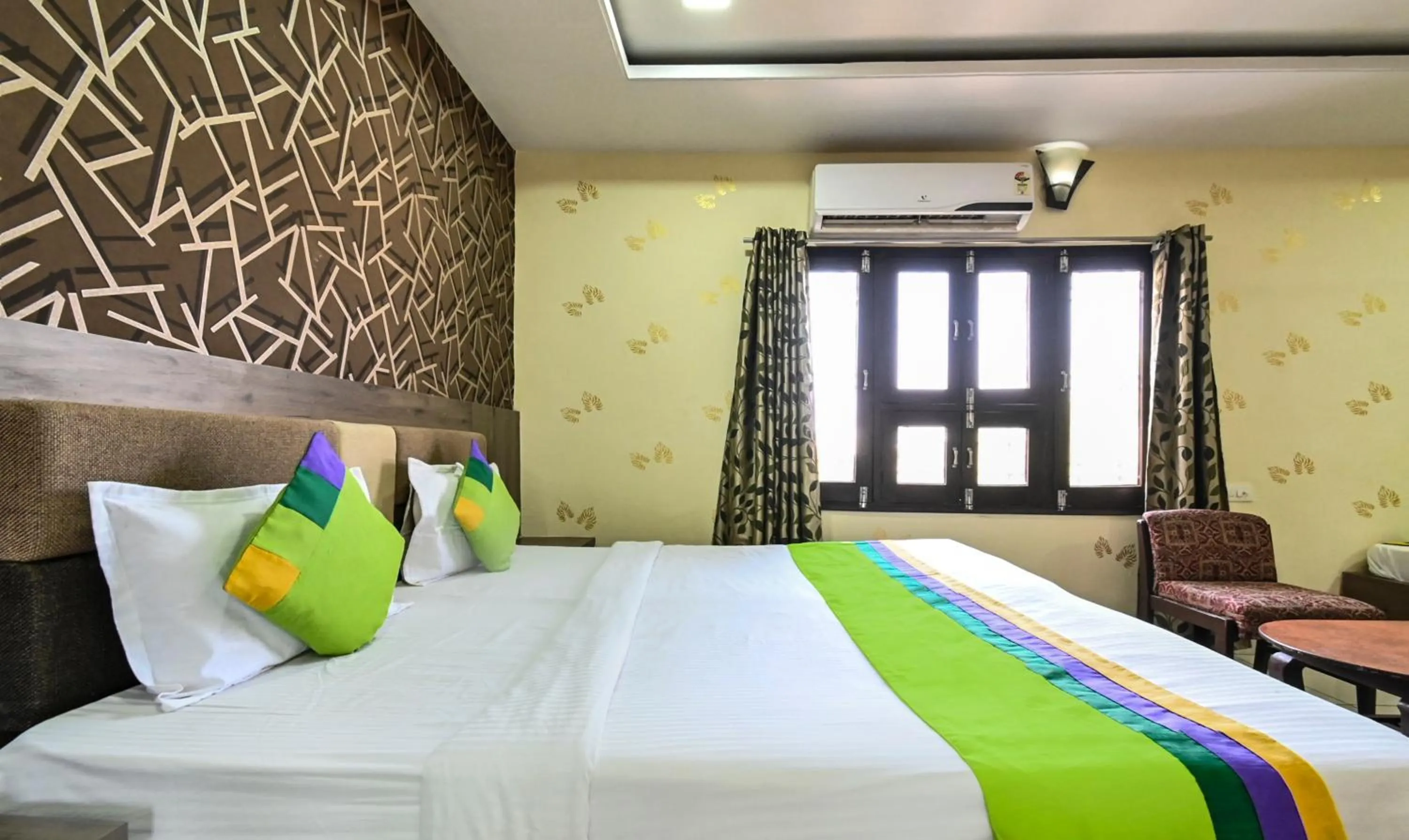 Bedroom, Bed in Treebo Siddharth