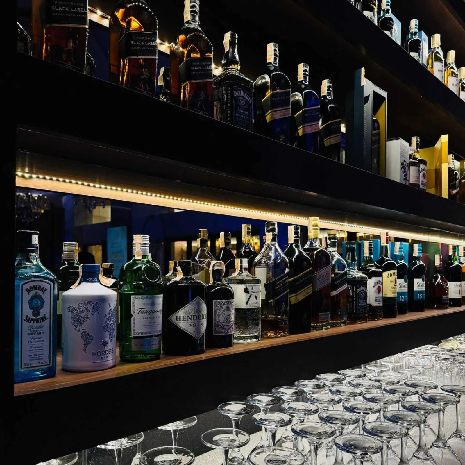 The Avenue Plaza Hotel