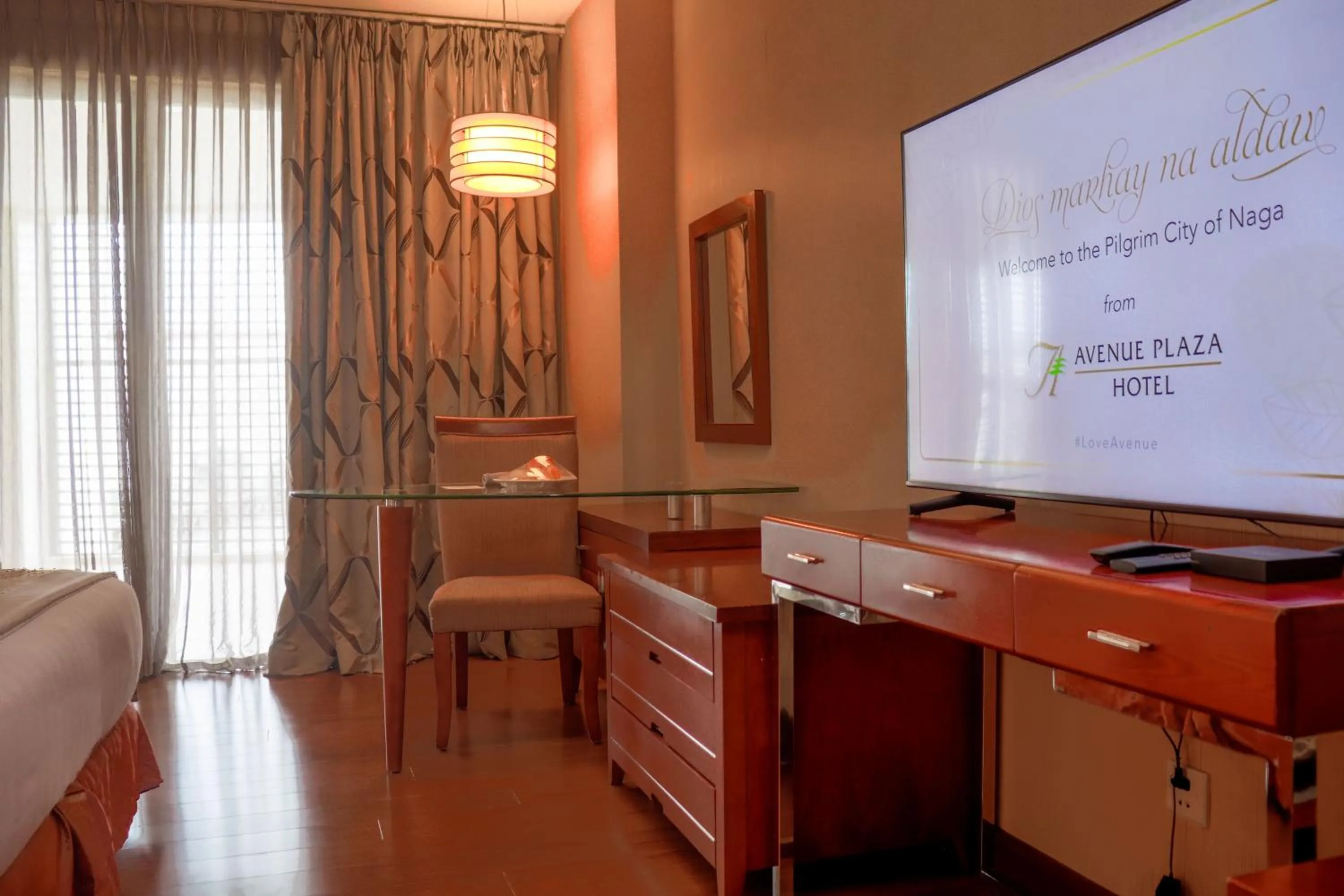 The Avenue Plaza Hotel