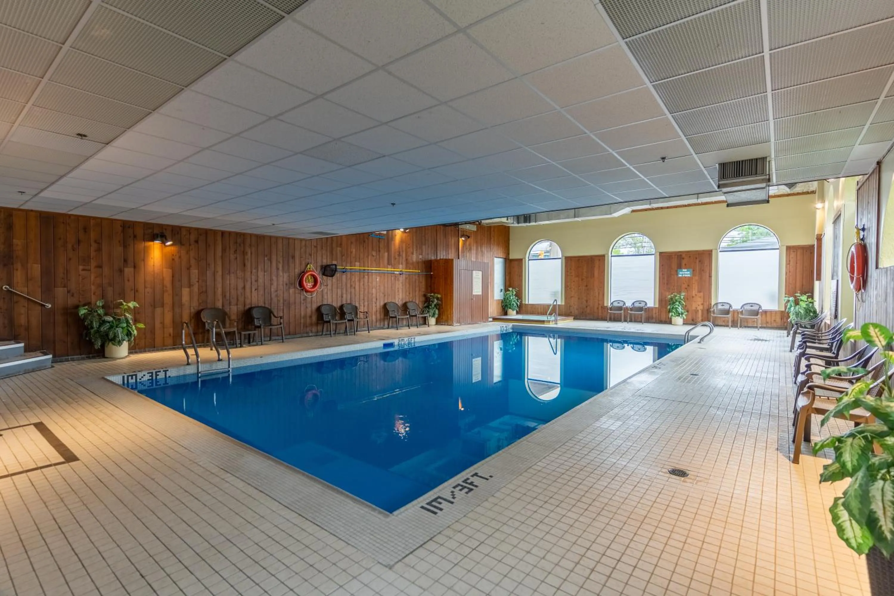 Pool view in Glengarry Extended Stays