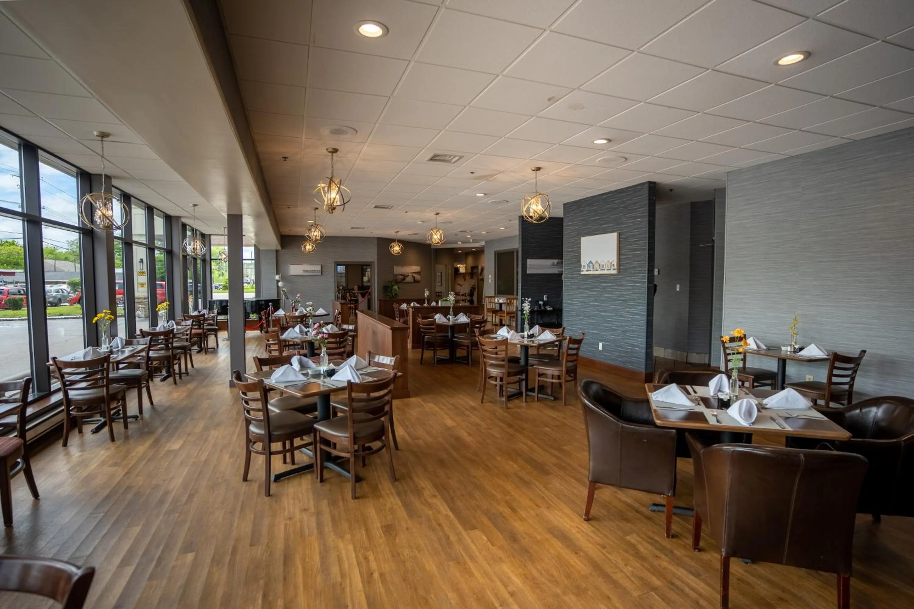 Restaurant/places to eat in Glengarry Extended Stays