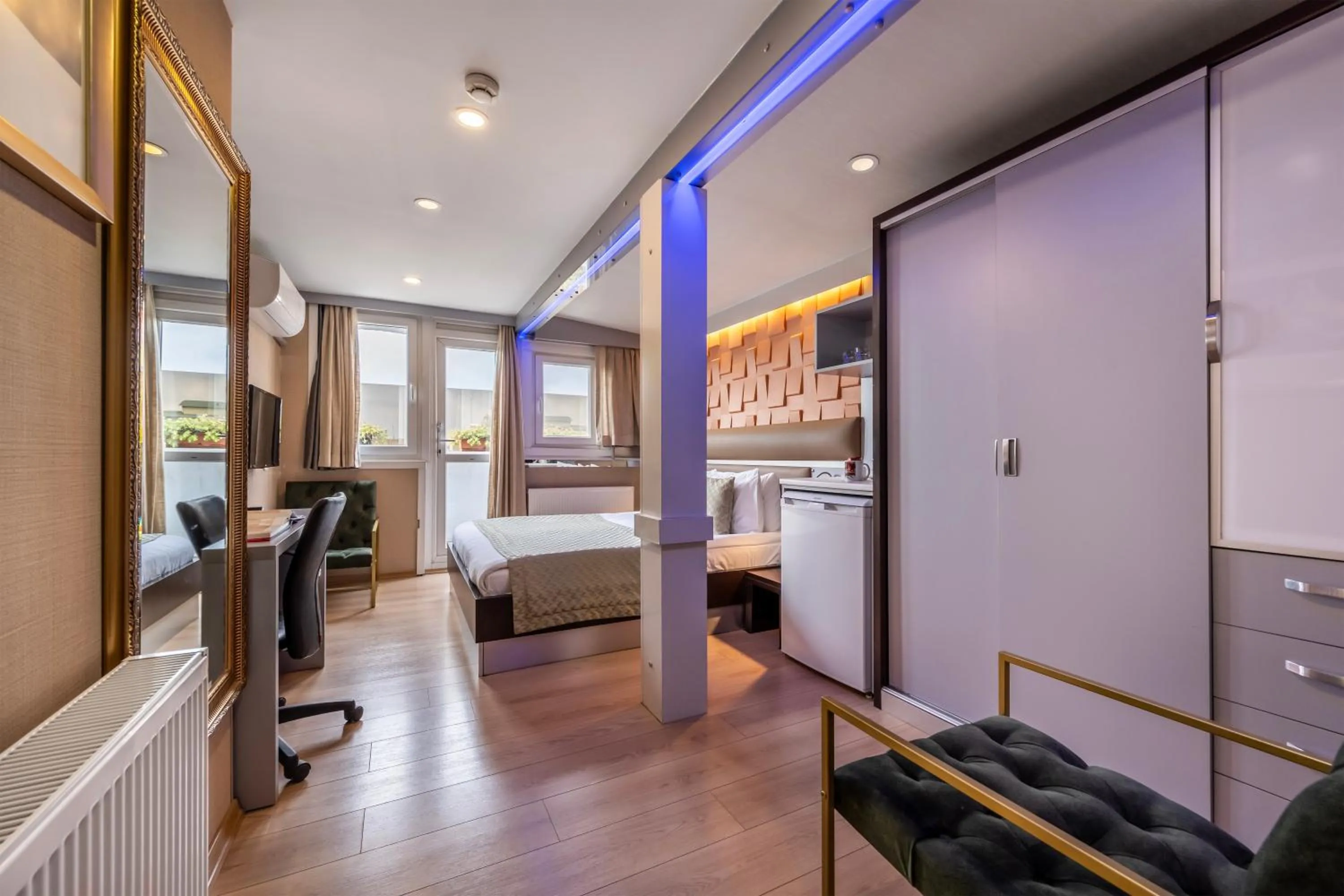 Photo of the whole room in Gallery Residence & Hotel Nişantaşı