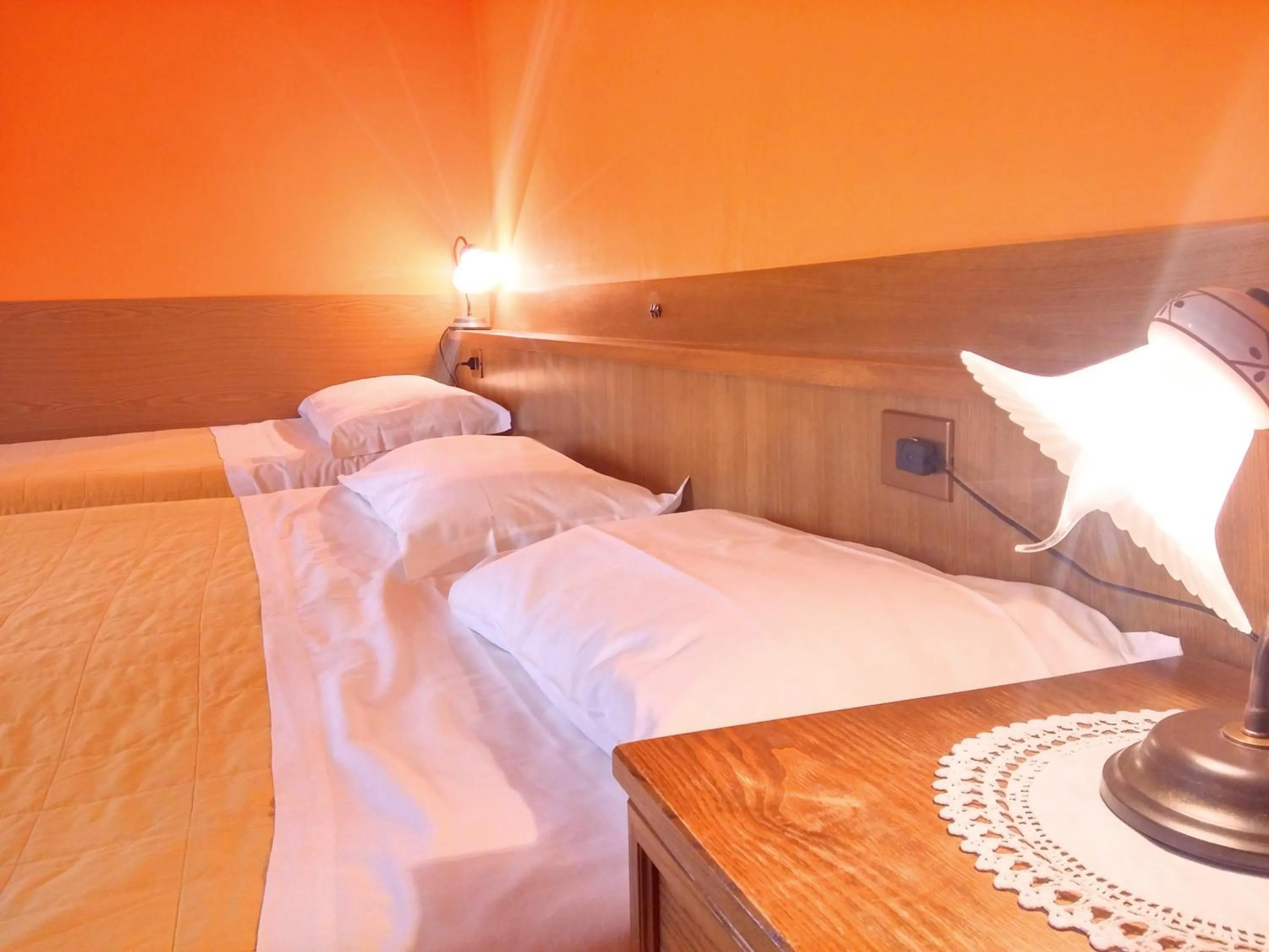 Bed in Hotel Alle Alpi