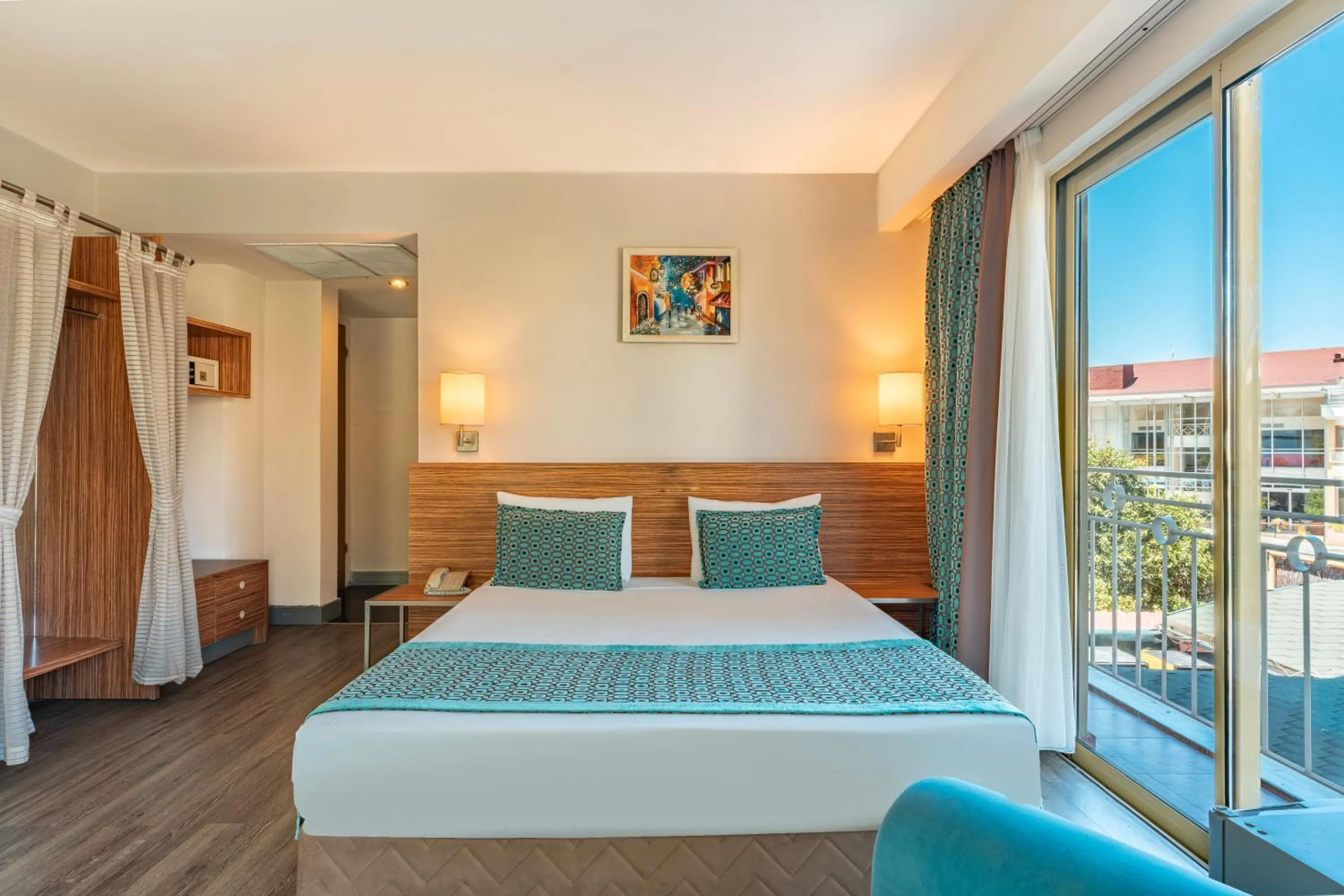 Bed in Tu Casa Gelidonya Hotel