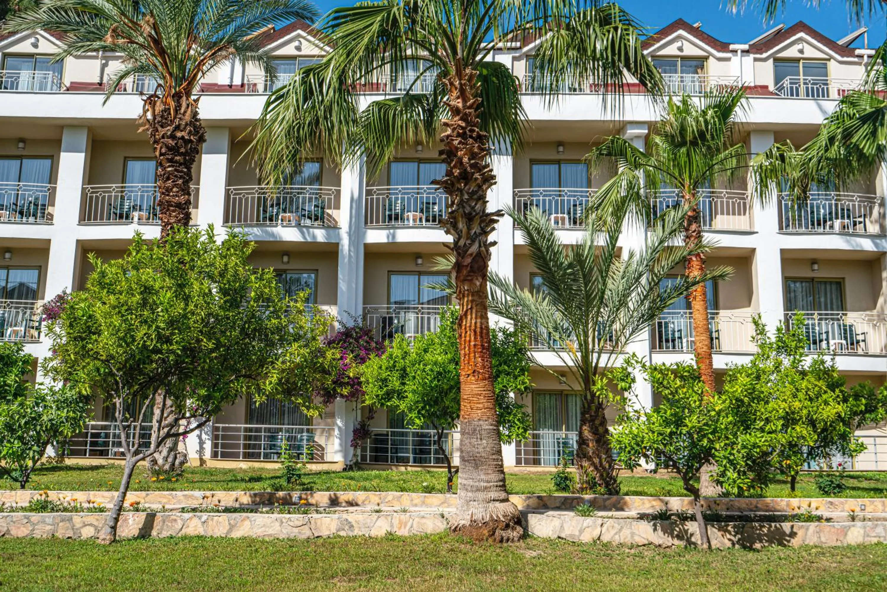 Property building in Tu Casa Gelidonya Hotel