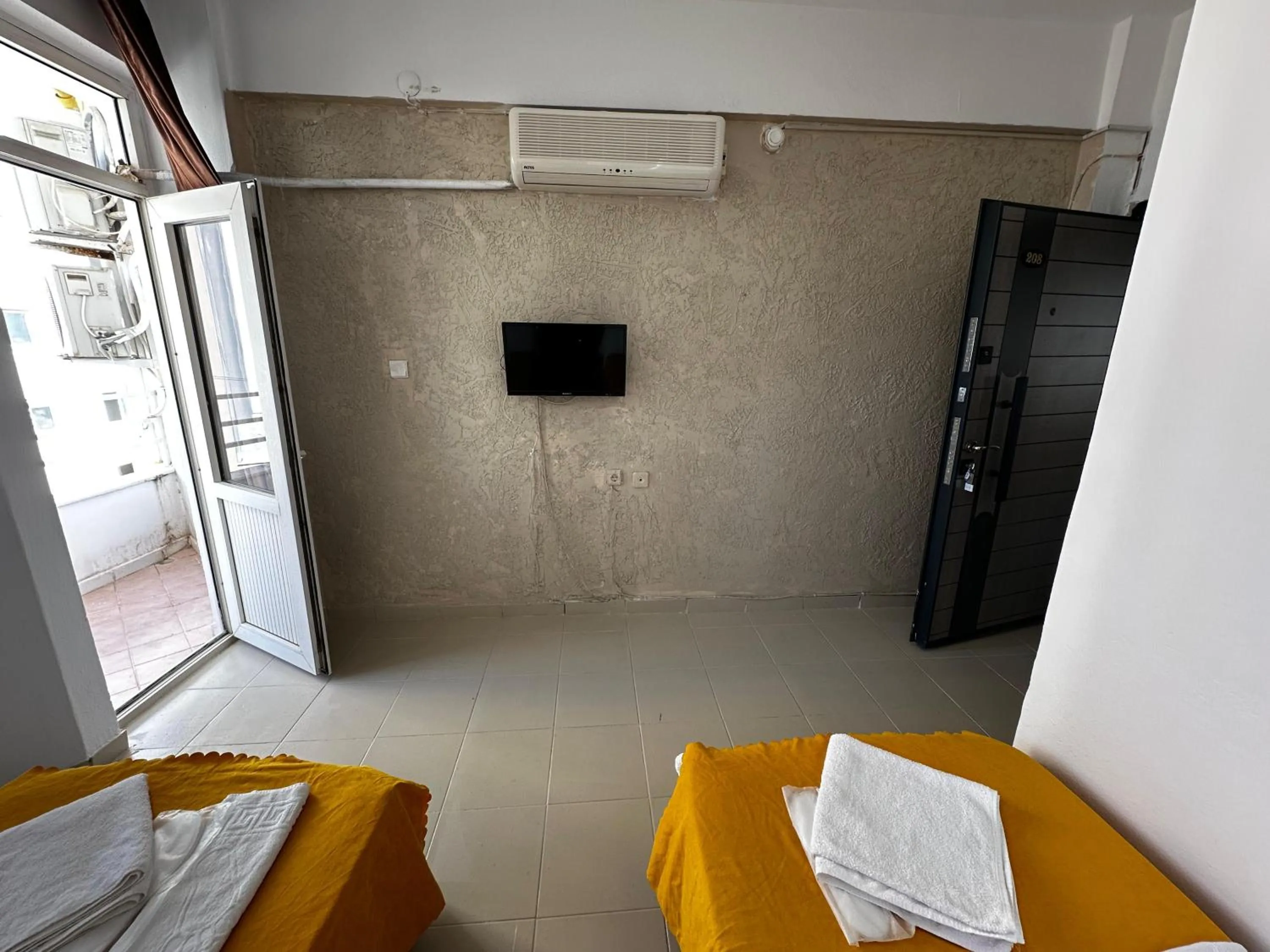 TV and multimedia in FİNİKE SEVER OTEL