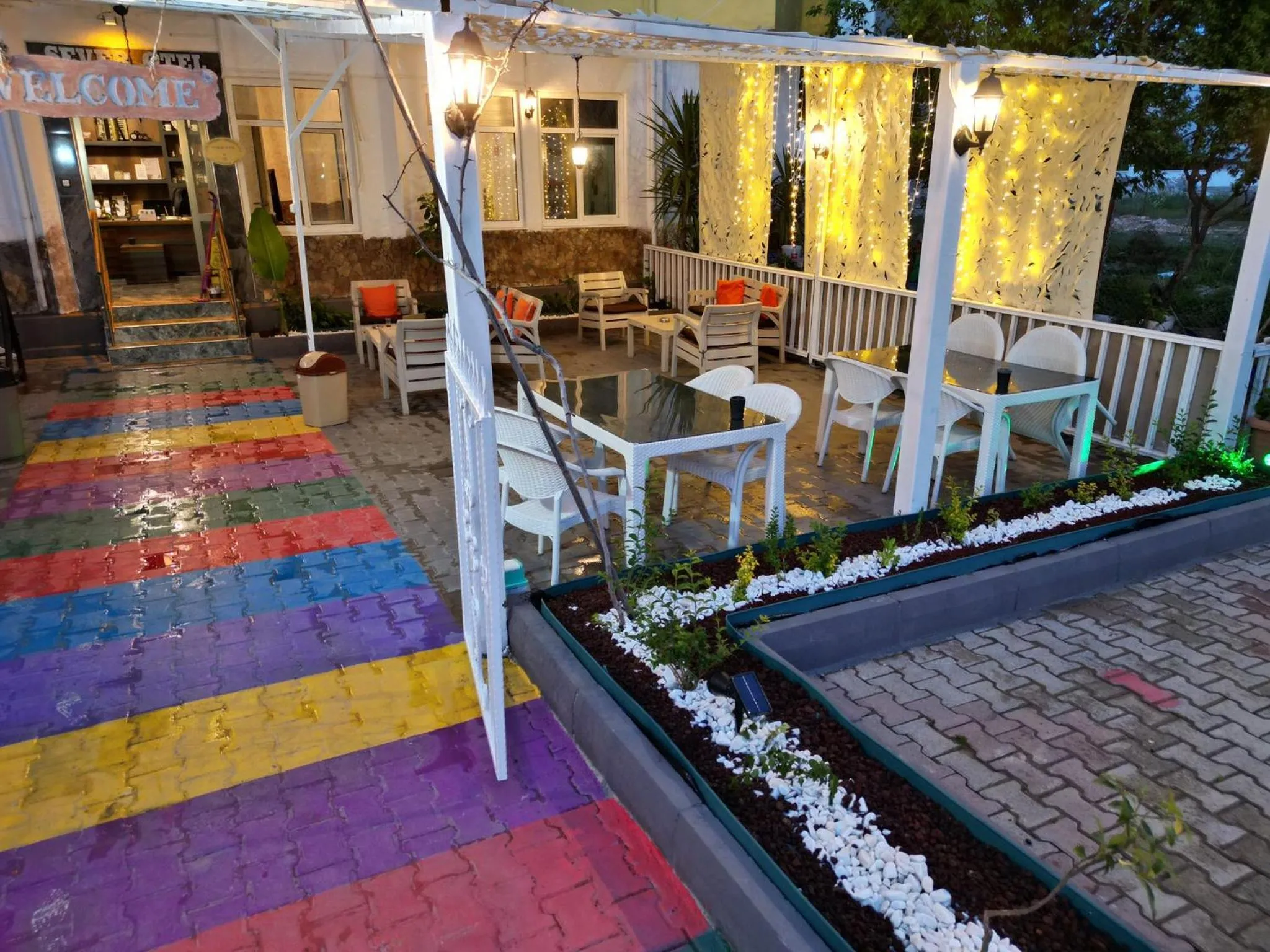 Property building in FİNİKE SEVER OTEL