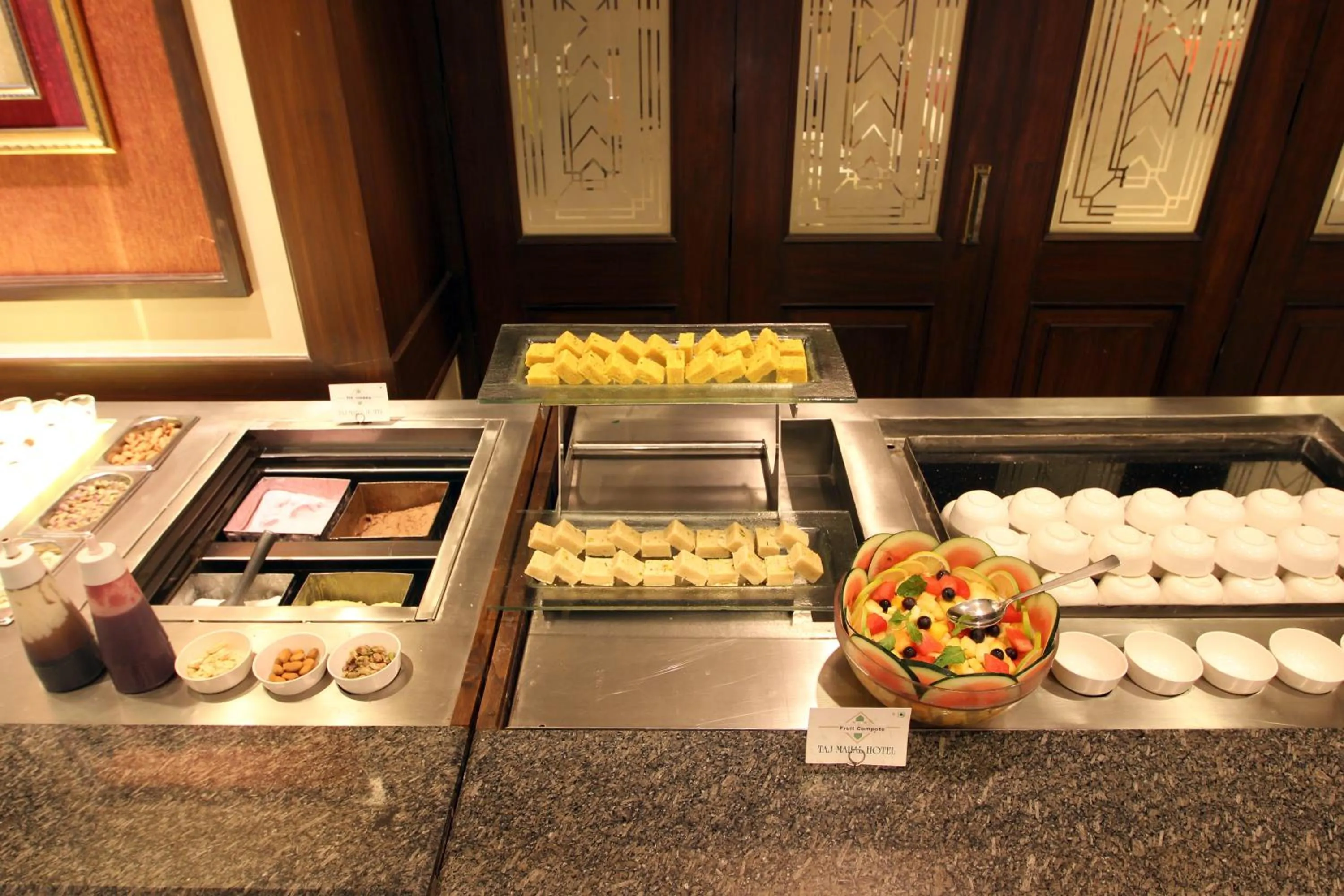 Food in Taj Mahal Hotel Abids