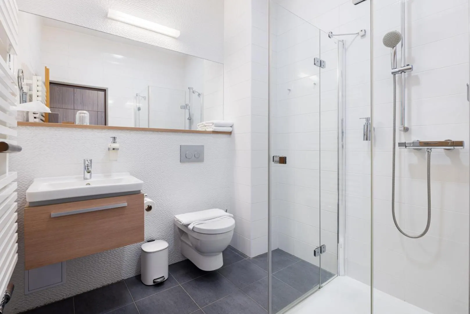 Hotel Vinice Hnanice