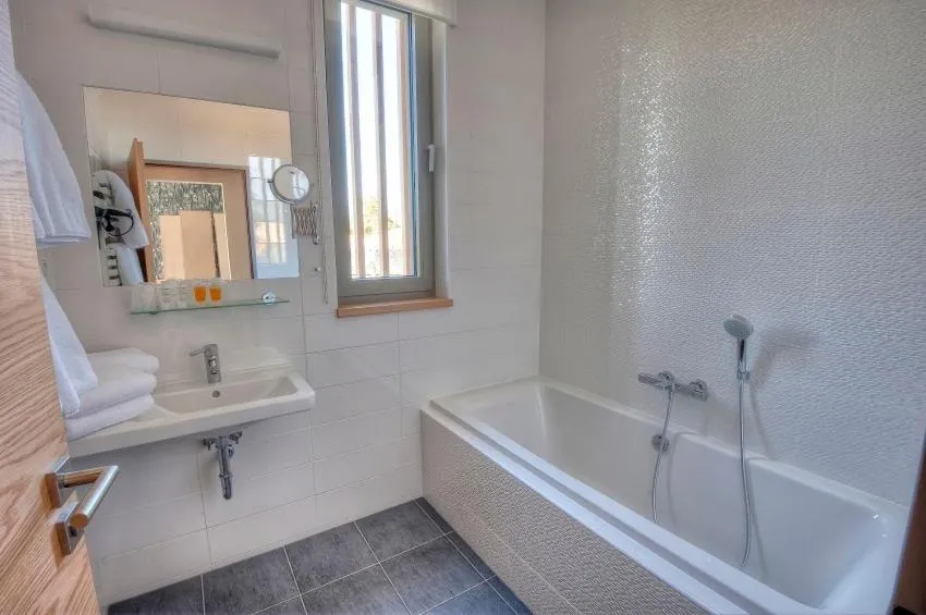 Bathroom in Hotel Vinice Hnanice