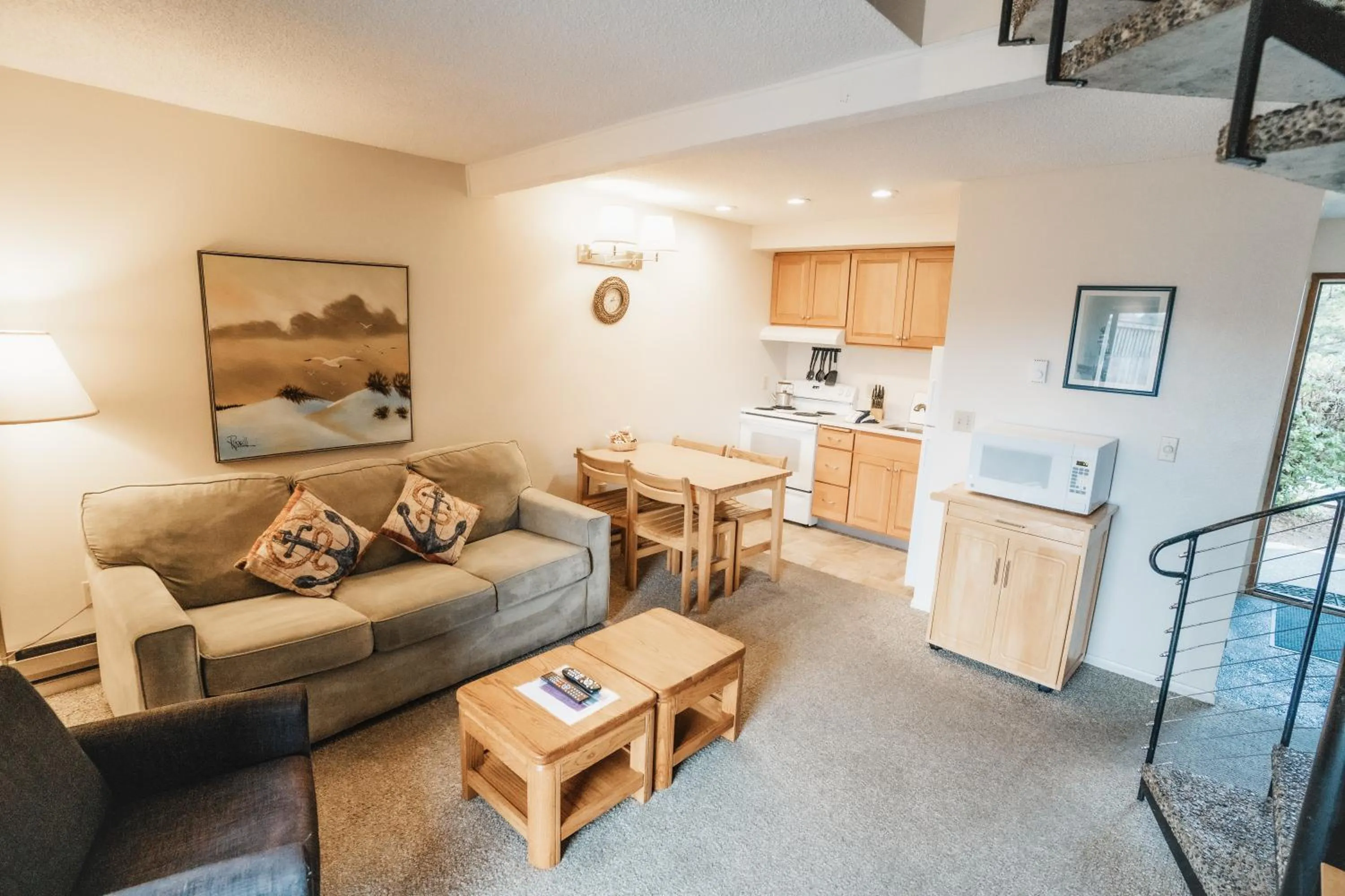 Kitchen or kitchenette in Surfcrest Resort