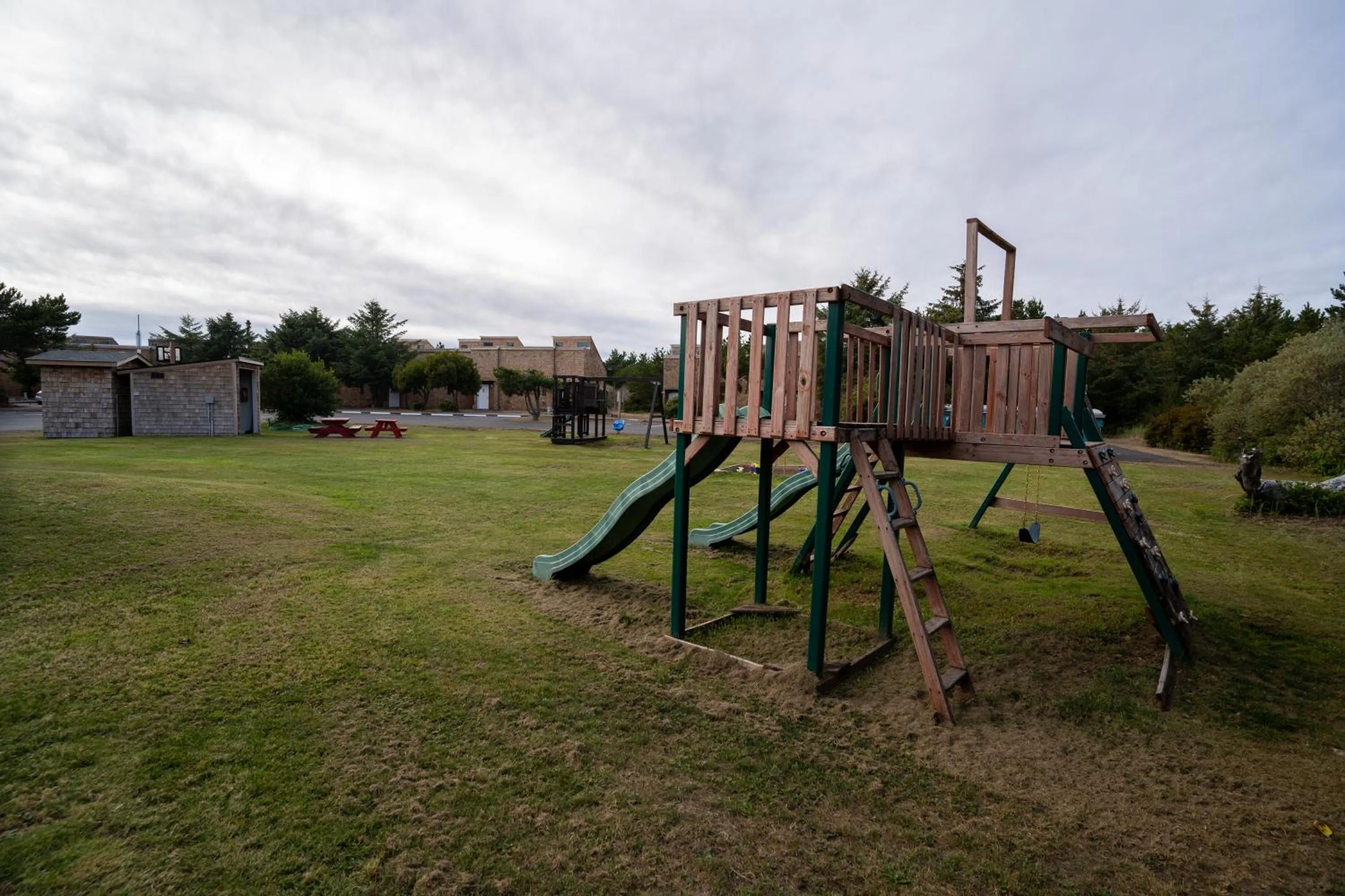 Children play ground in Surfcrest Resort