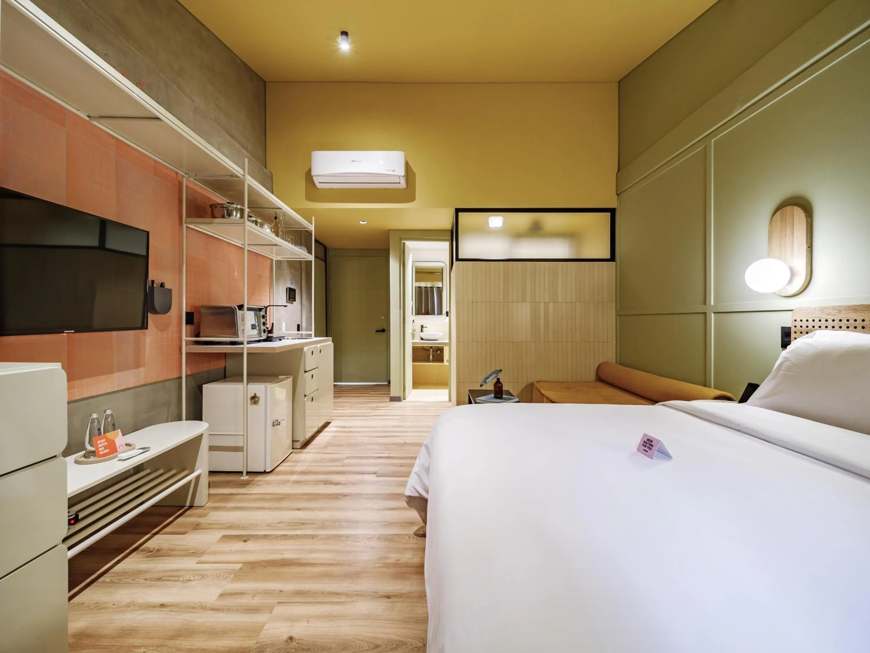 Bed in The Somos Flats Provenza