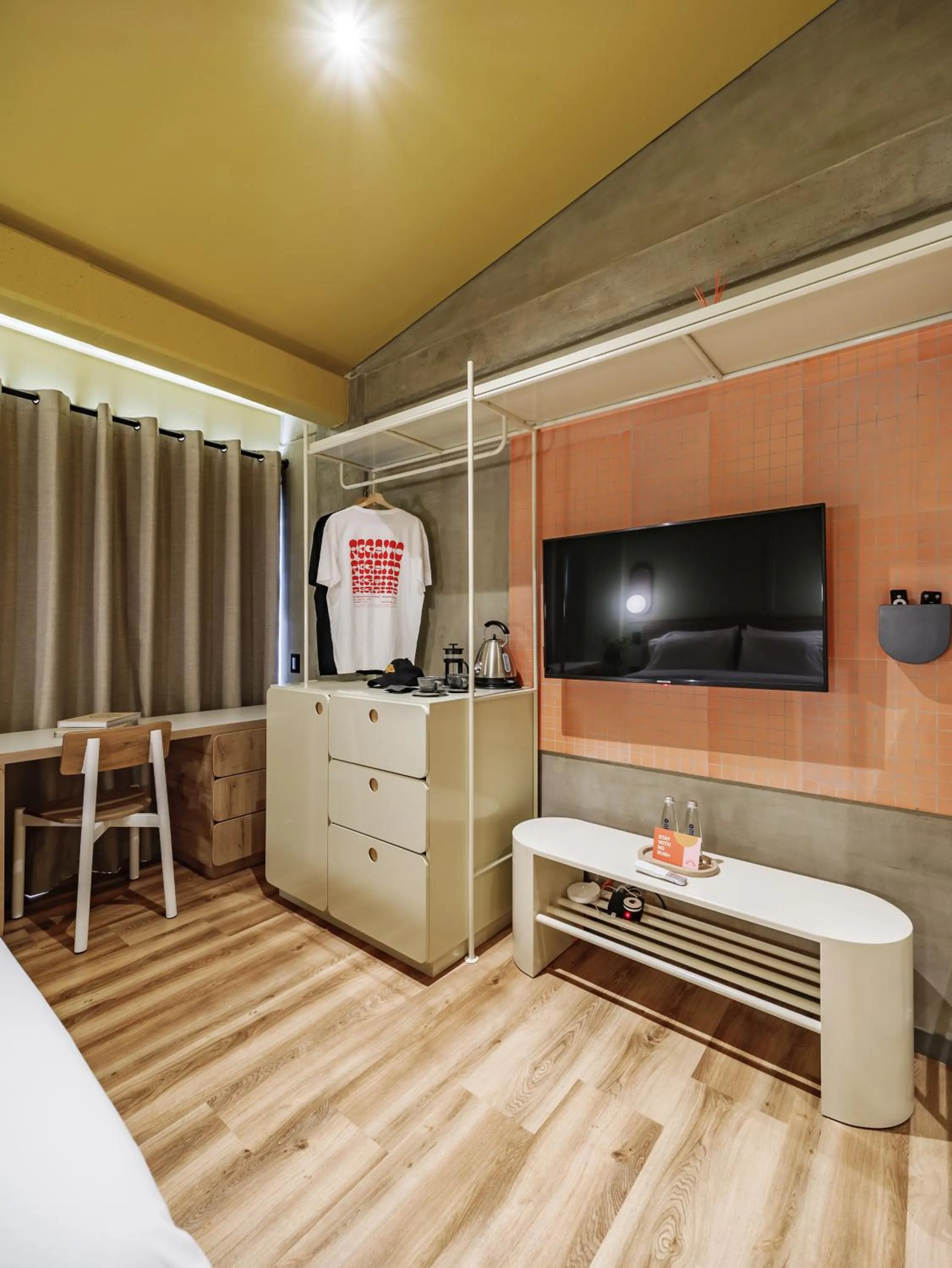 Bed in The Somos Flats Provenza